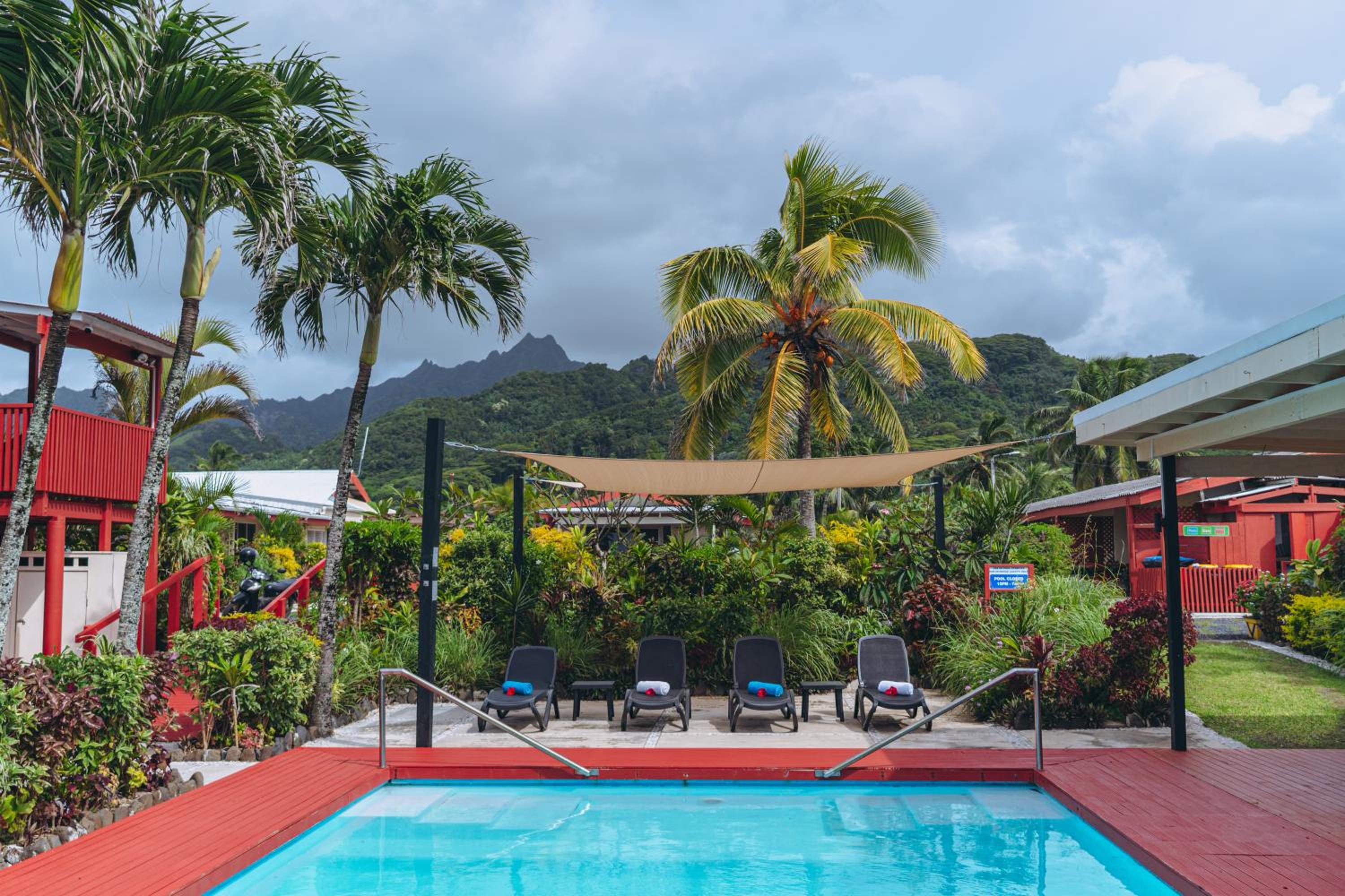 Kiikii Inn & Suites