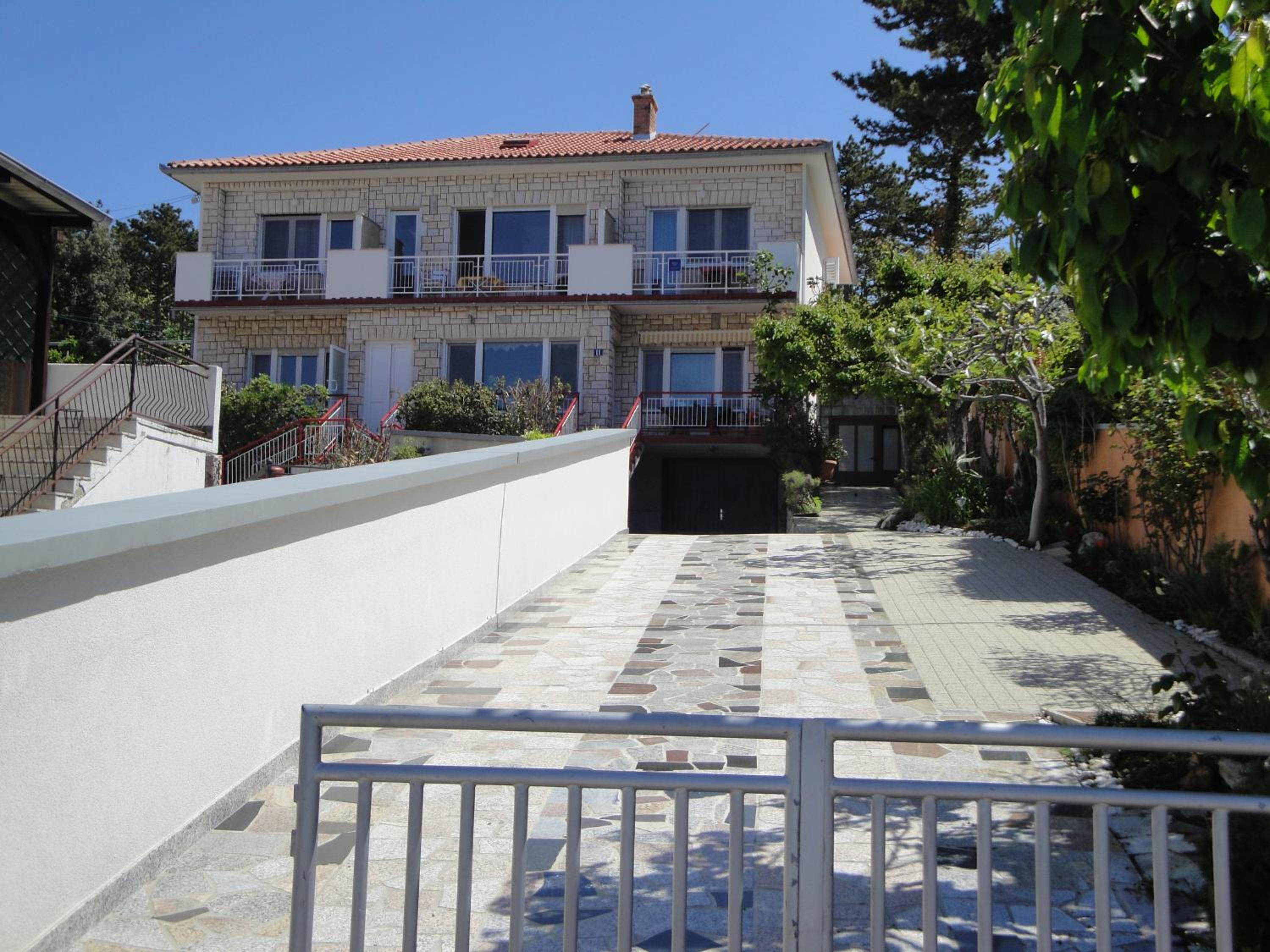 Apartments by the sea Silo, Krk - 18722 view 3
