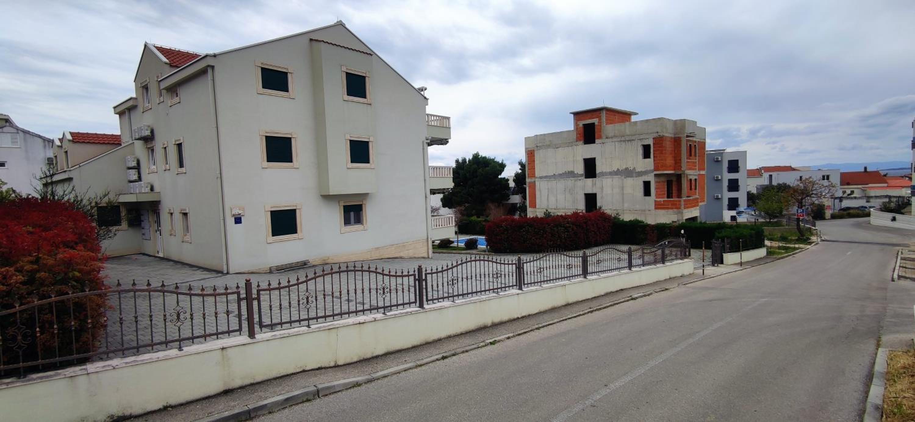 Apartments by the sea Promajna, Makarska - 18772 view 2