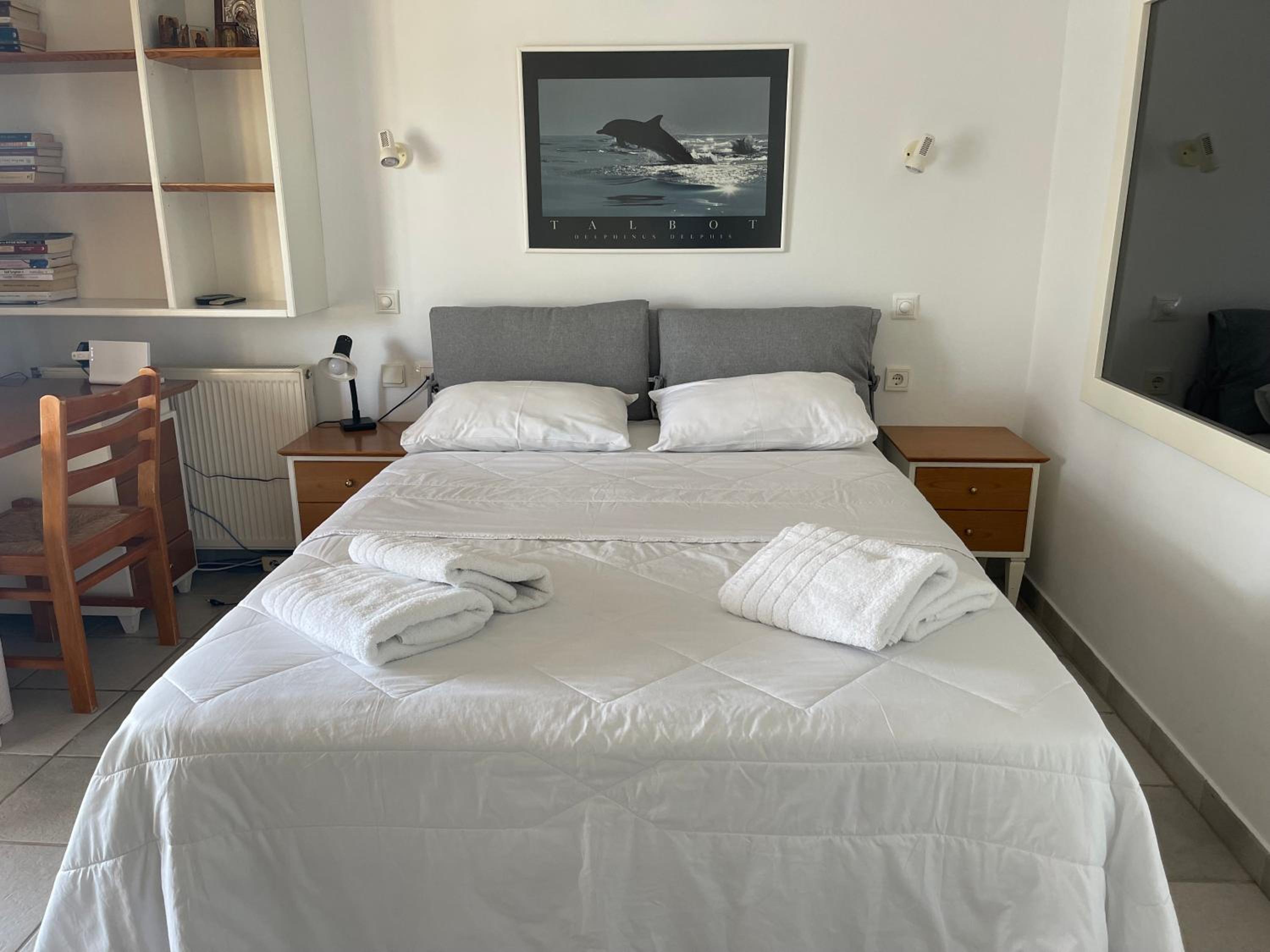 Sea-side 3 BEDROOM- BEACH HOUSE view 5