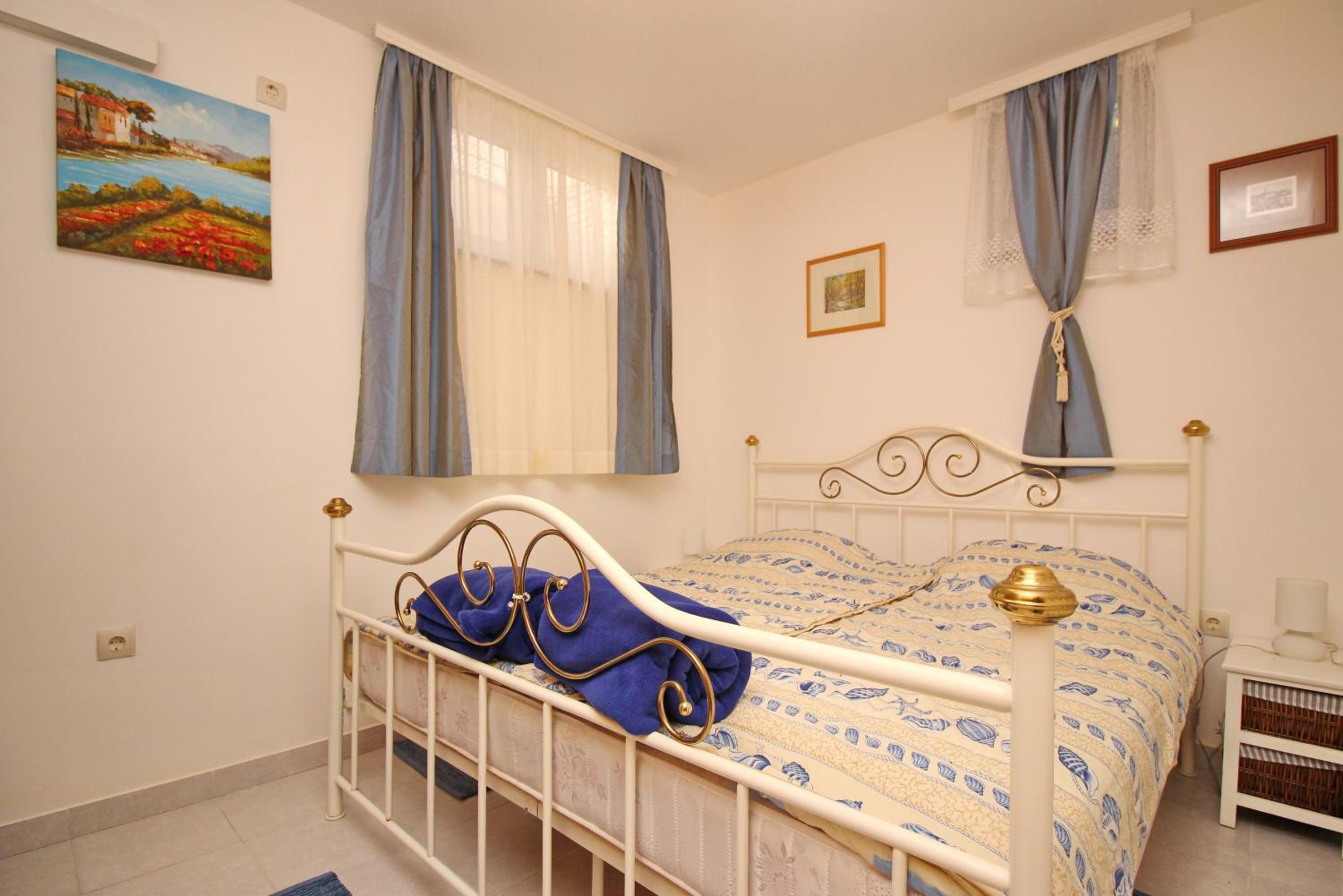 Apartments with parking space Baska, Krk - 18789 view 4