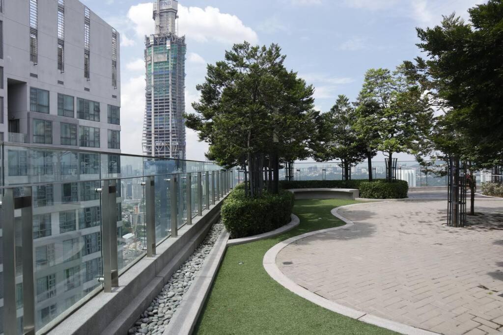 MyCrib45*The Robertson KL-B.Bintang