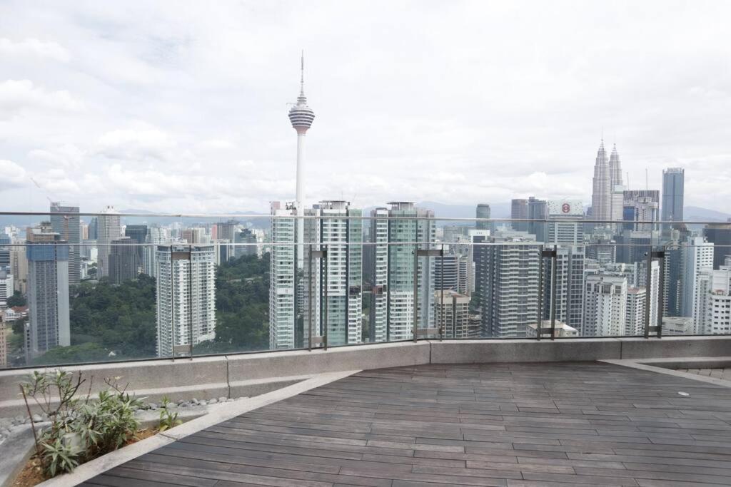MyCrib45*The Robertson KL-B.Bintang