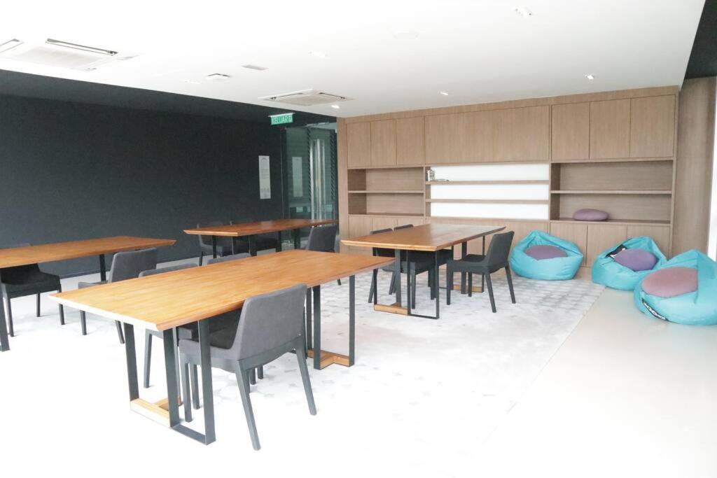 MyCrib45*The Robertson KL-B.Bintang
