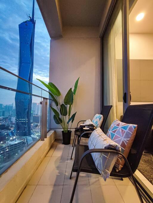 MyCrib45*The Robertson KL-B.Bintang