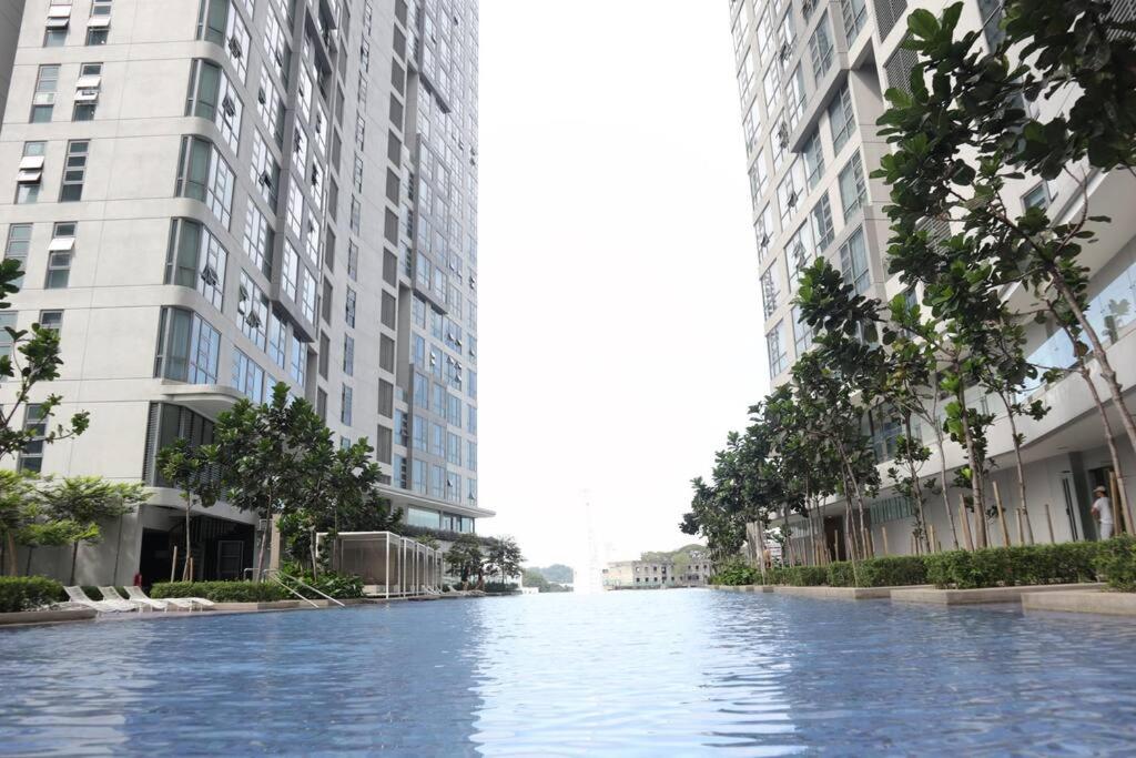MyCrib45*The Robertson KL-B.Bintang