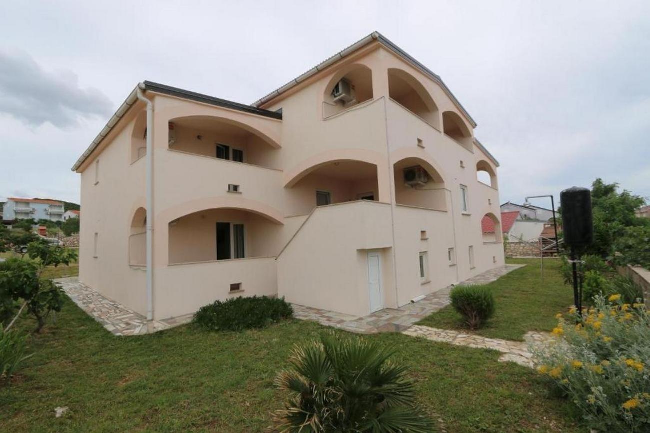 Apartments with a parking space Stara Novalja, Pag - 18860 view 2