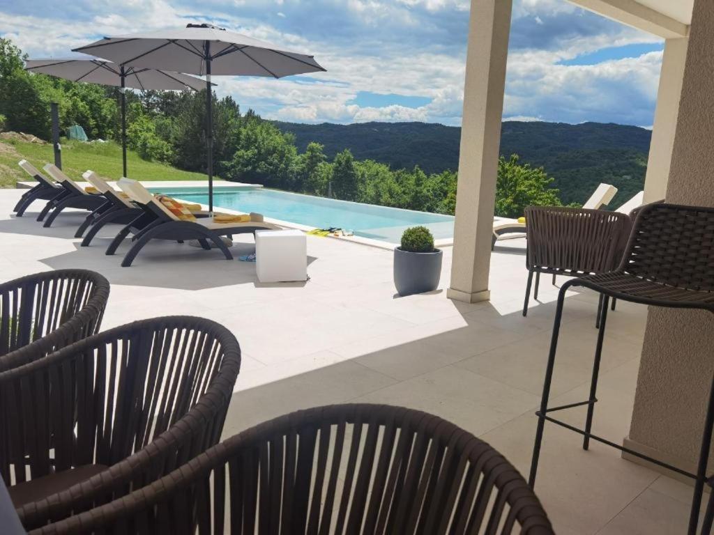 Luxury villa with a swimming pool Hum, Central Istria - Sredisnja Istra - 18867 view 3
