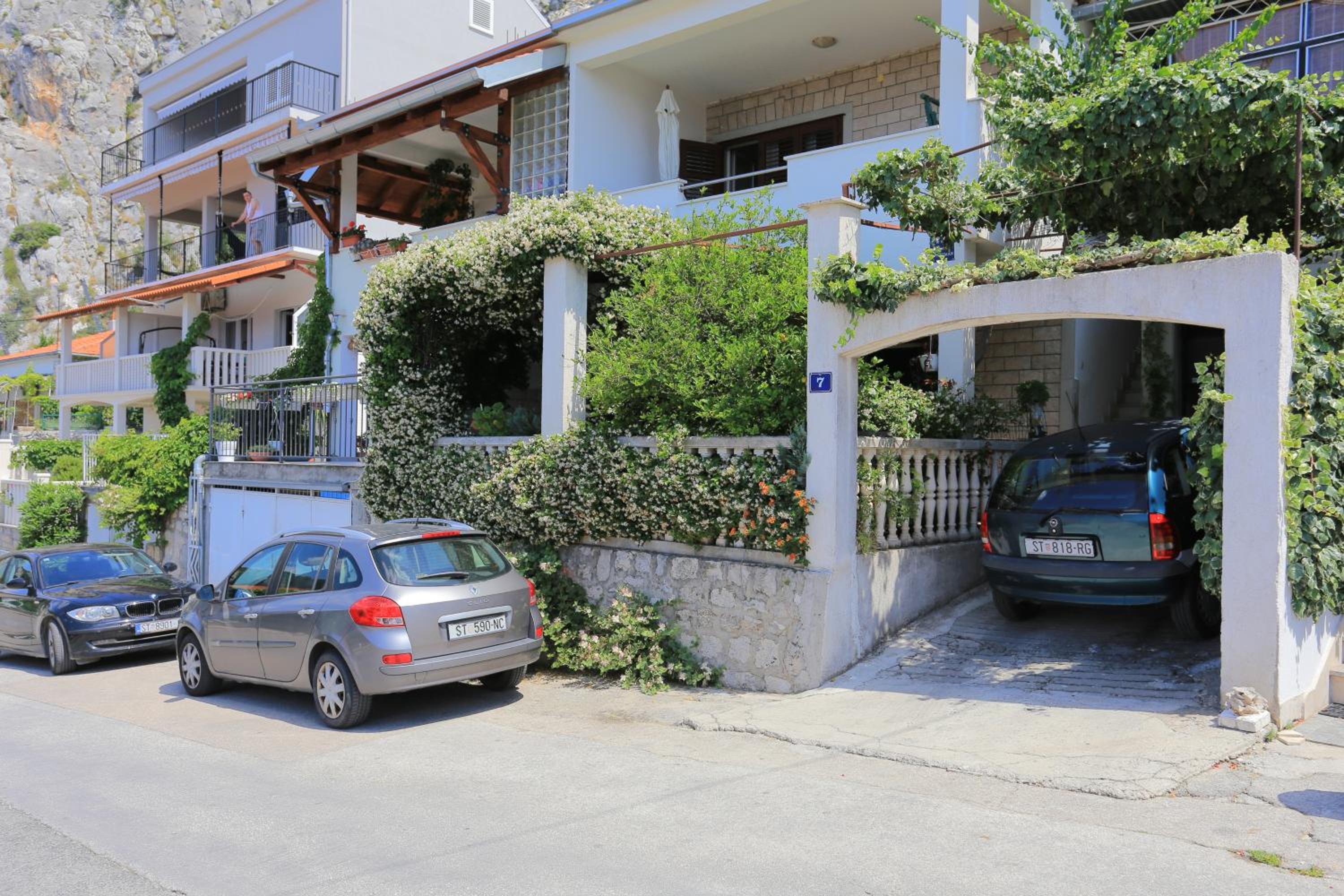 Photo 7