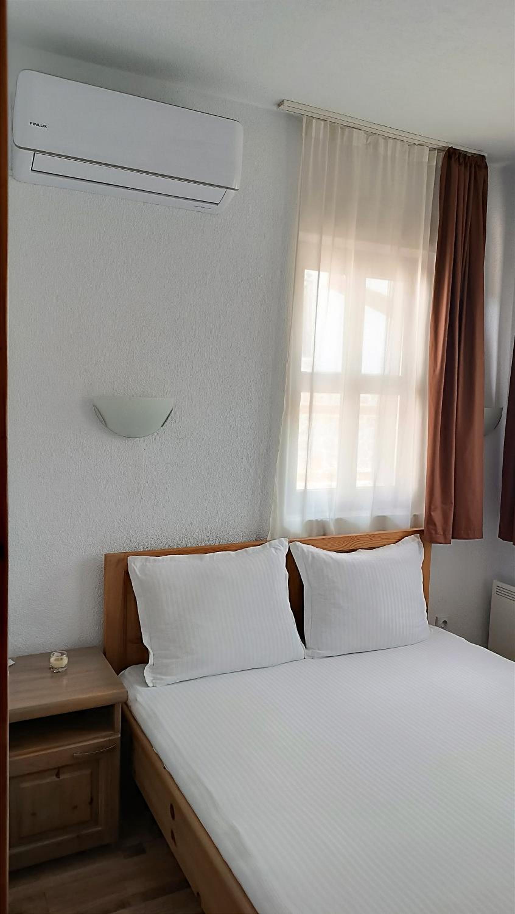 Guesthouse White Margarit