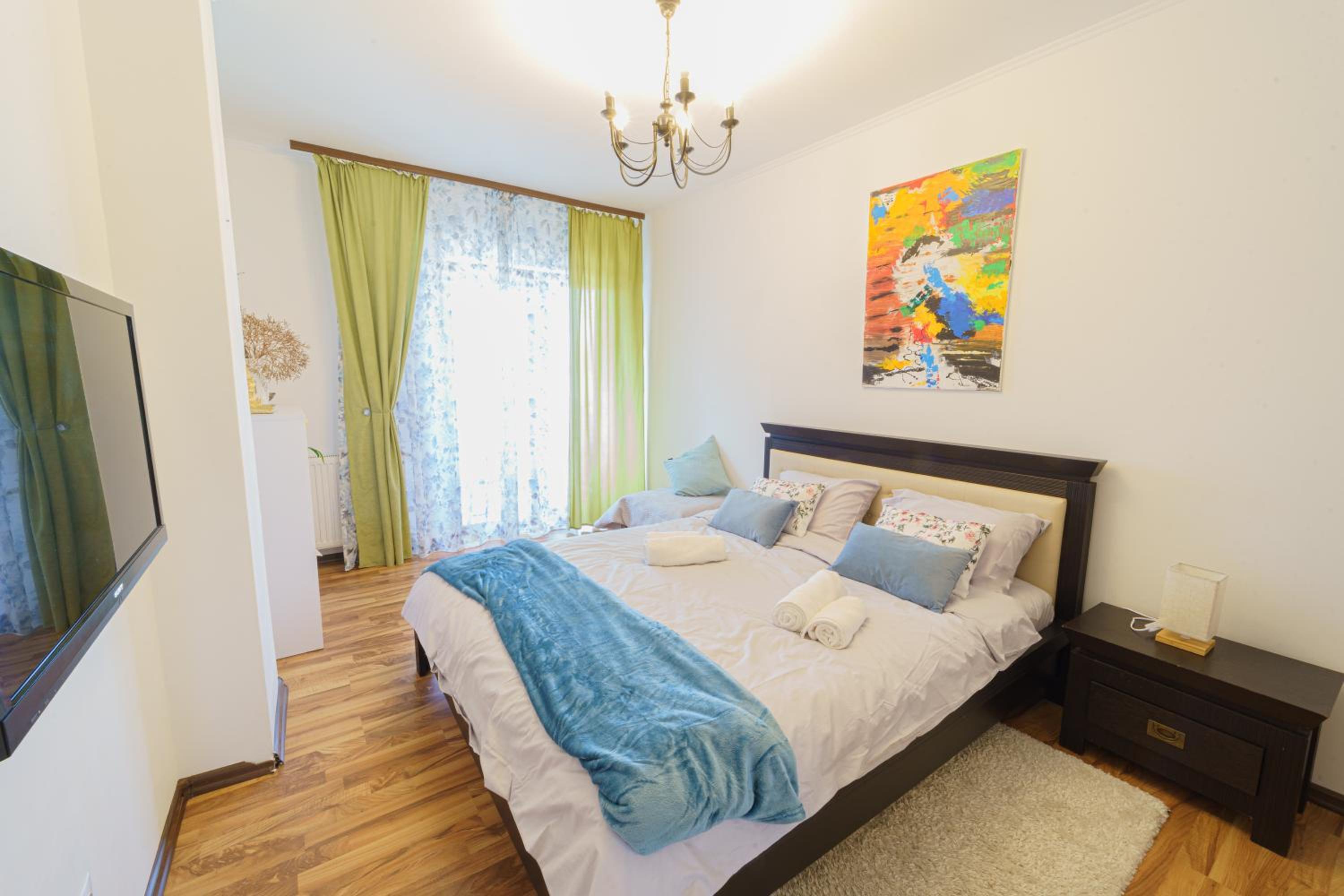 5* mansion in city center view 3