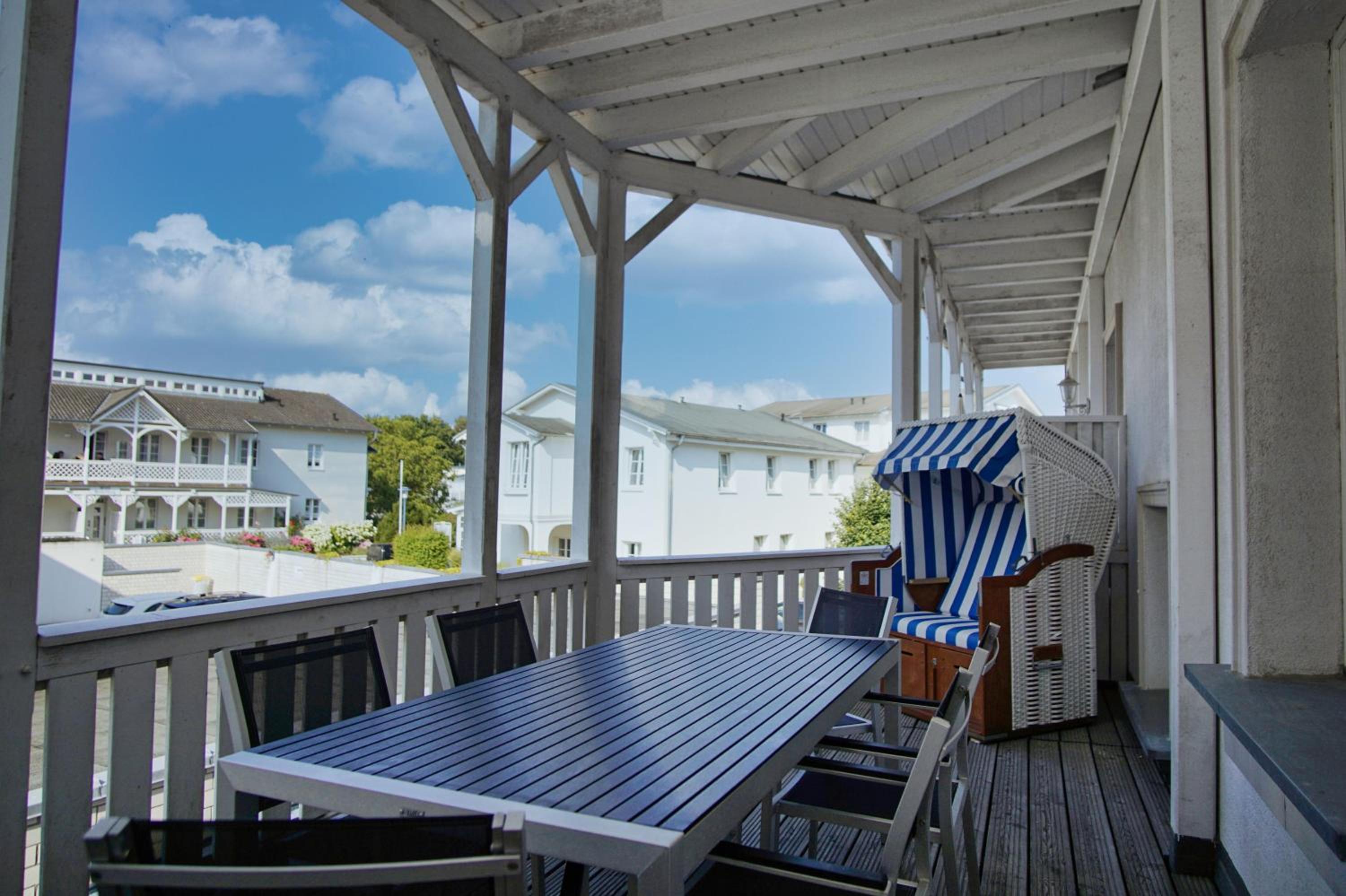 Residenz Strandeck Ferienwohnung 01 mit Sauna- und Schwimmbadnutzung im AHOI Sellin