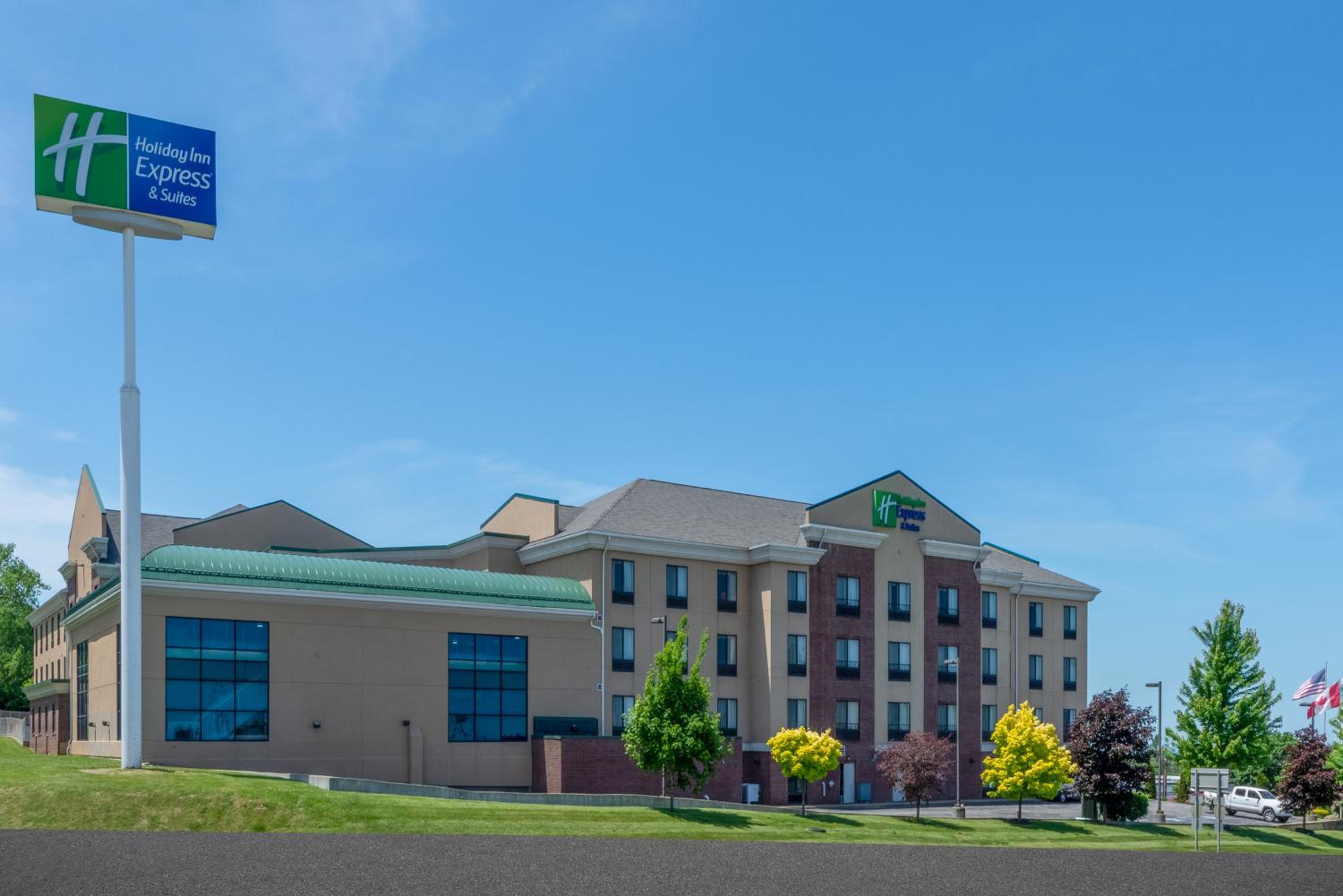 Hotel Holiday Inn Express & Suites North East (erie I-90 Exit 41) By Ihg