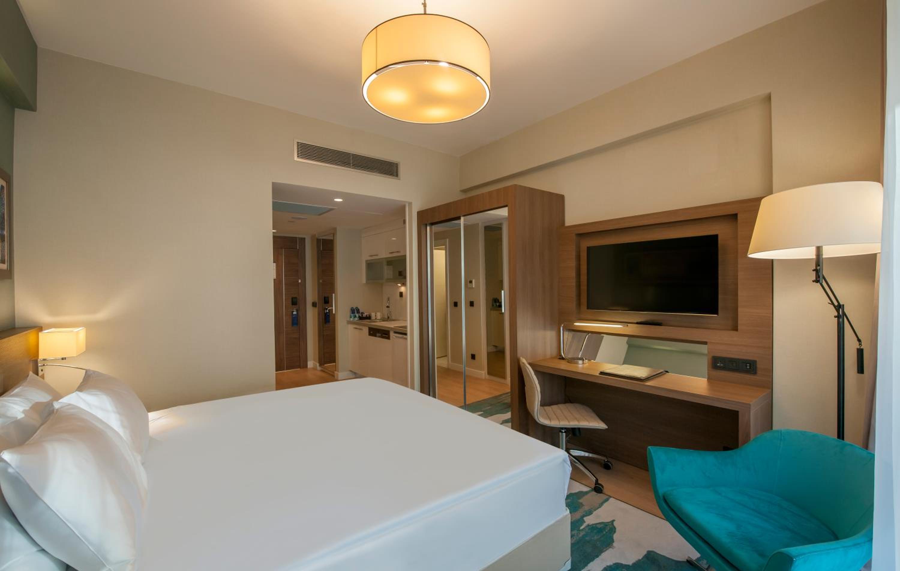 The Superior Living Batışehir - Image 9