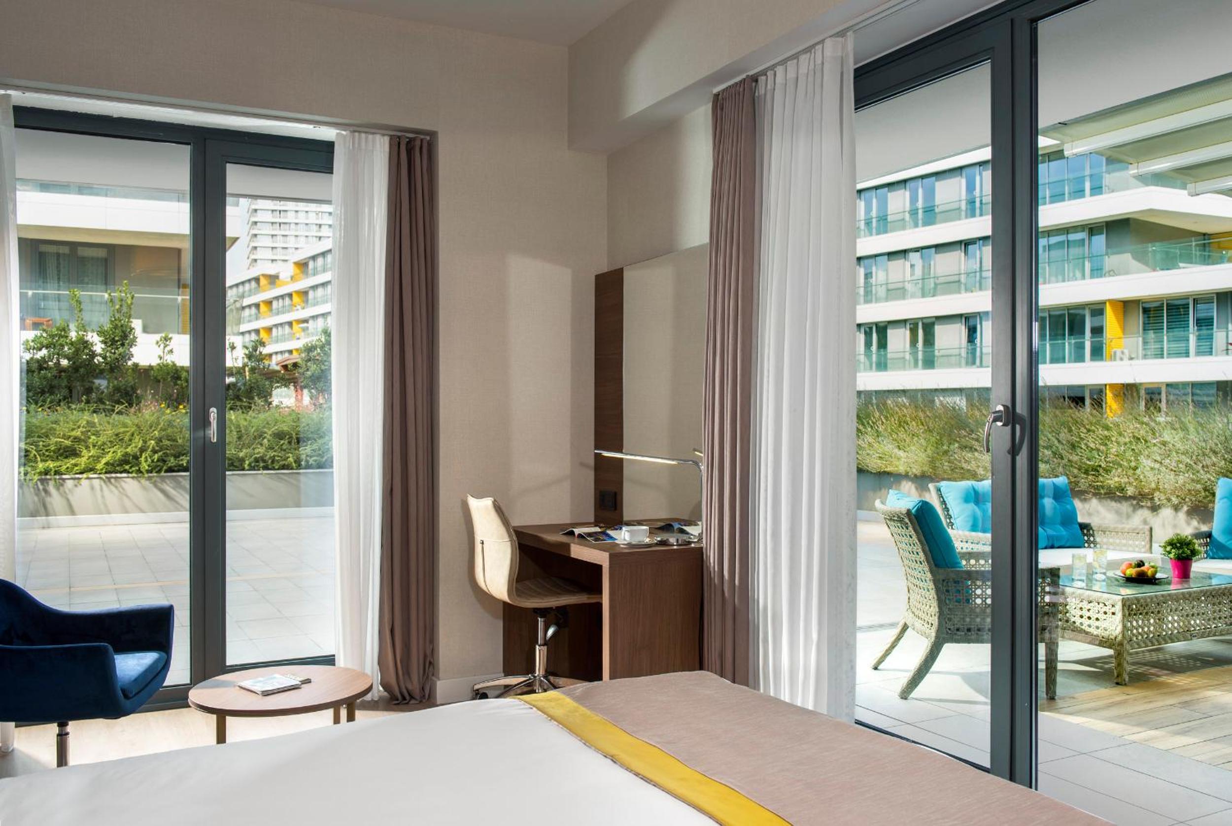 The Superior Living Batışehir - Image 33