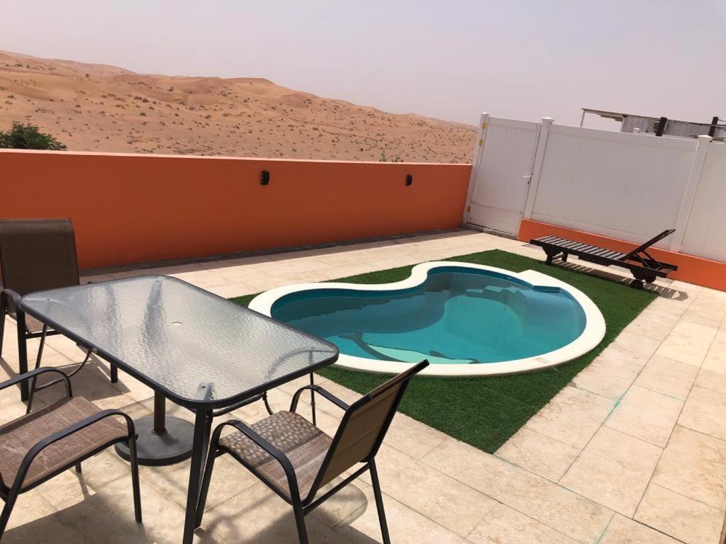 Desert Inn Resort and Camp