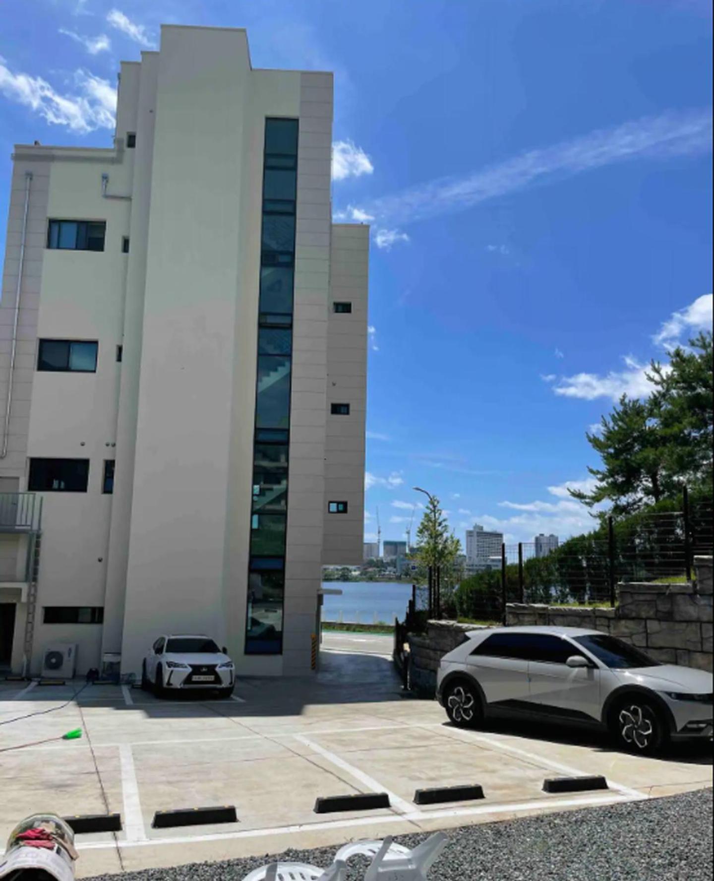 Lakestone&Hotel Sokcho