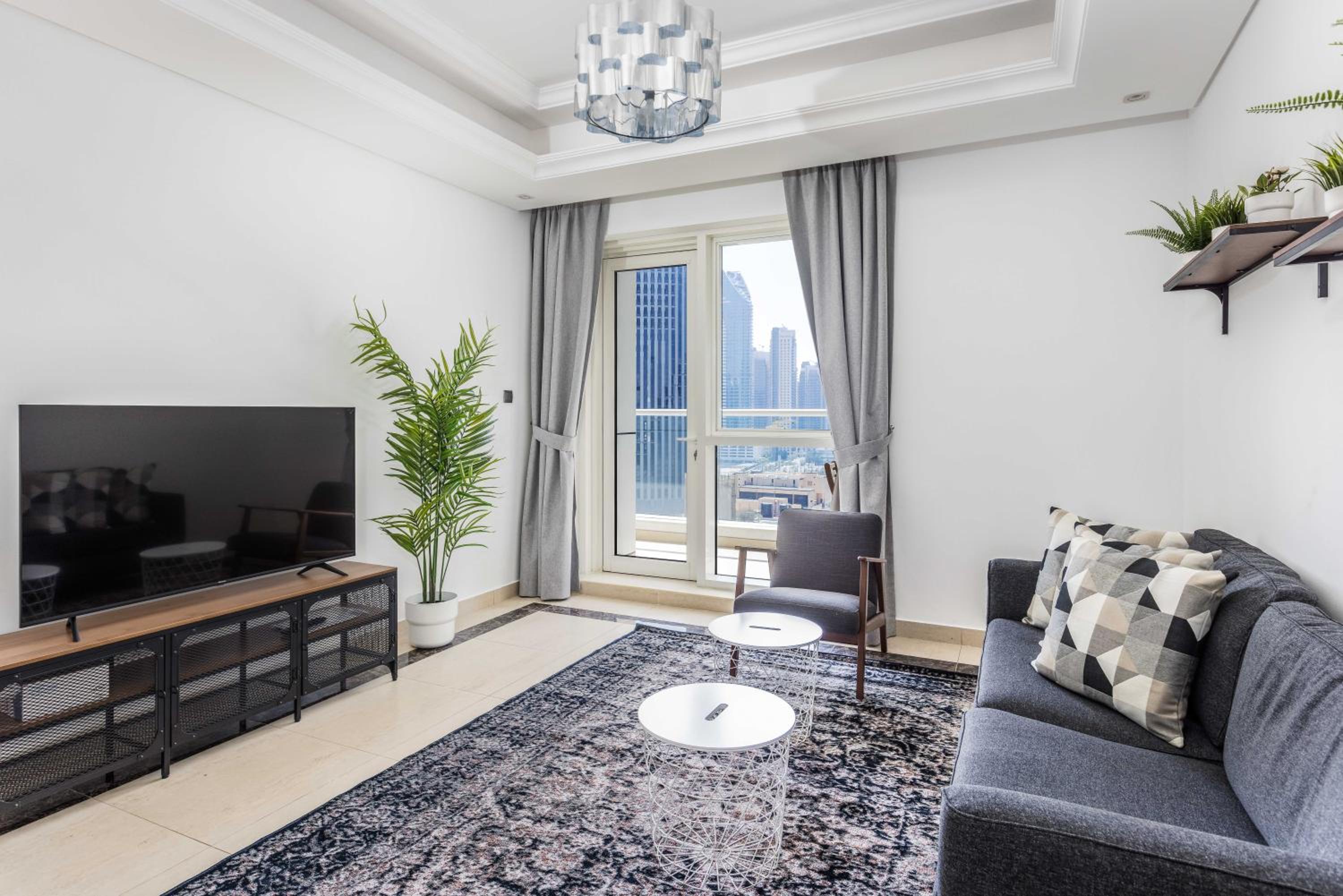 Beautiful & Bright 2BR + kids - 7min to Dubai Mall