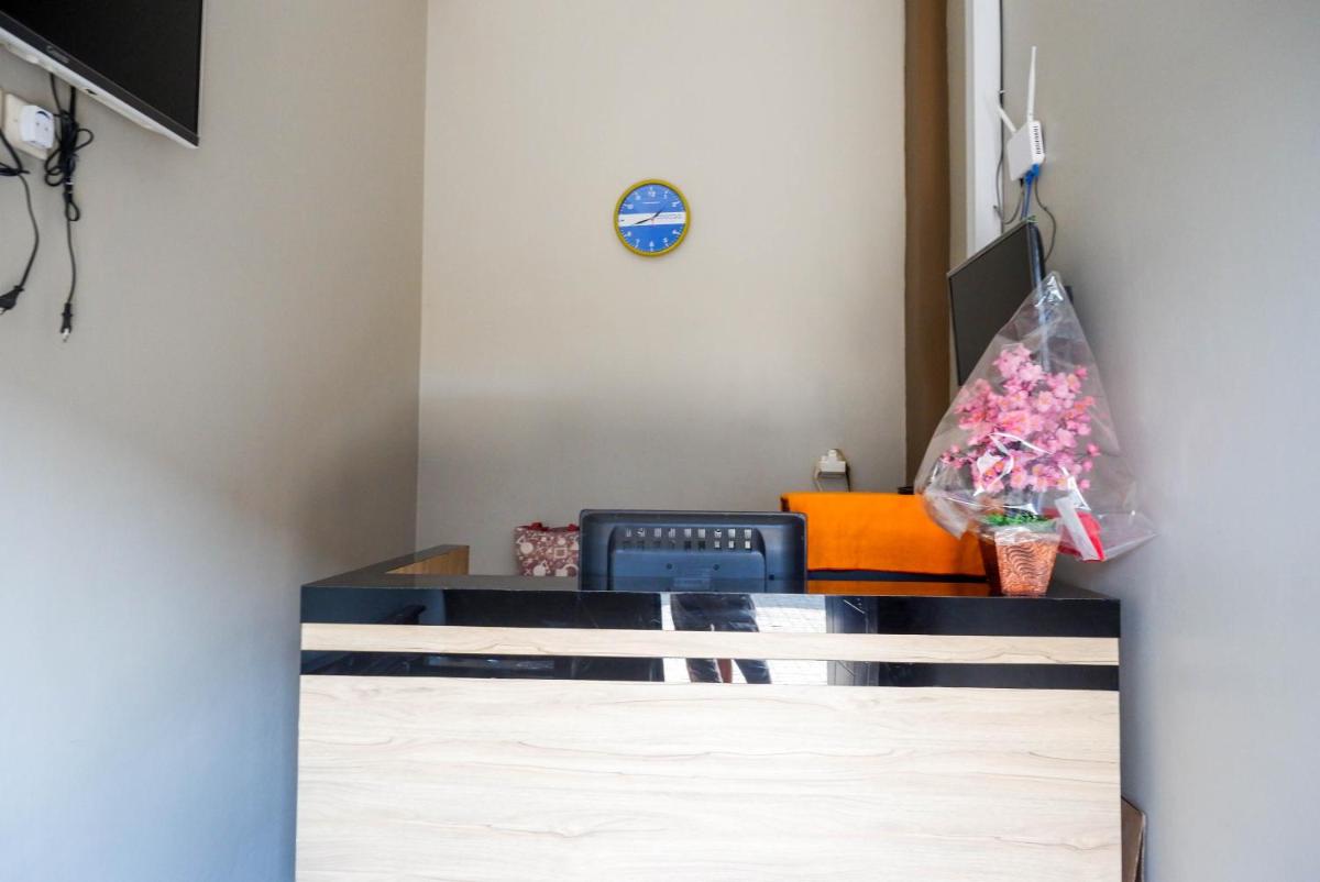 hotel reception