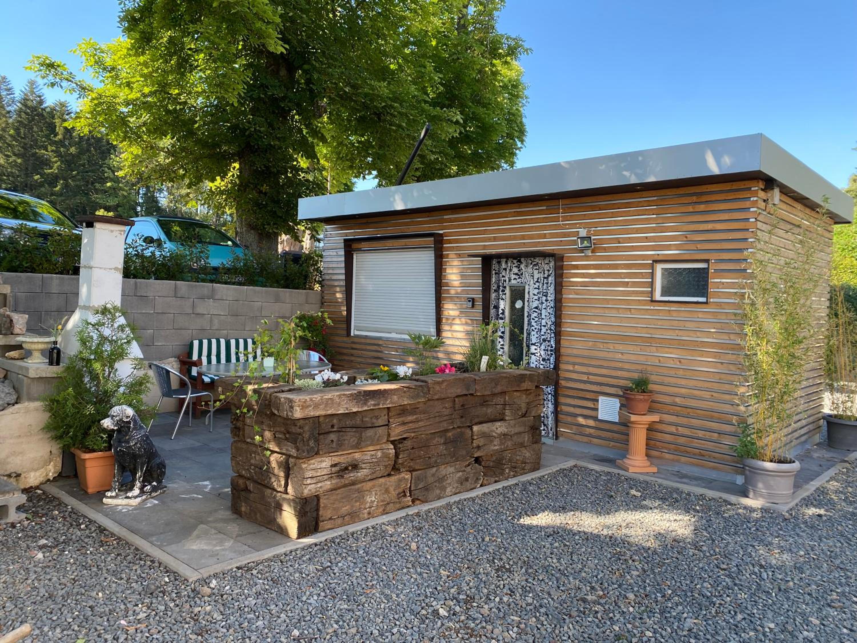 Die Pilgerbox, Tiny House trifft Urlaub, optional mit Sauna und Whirlpool