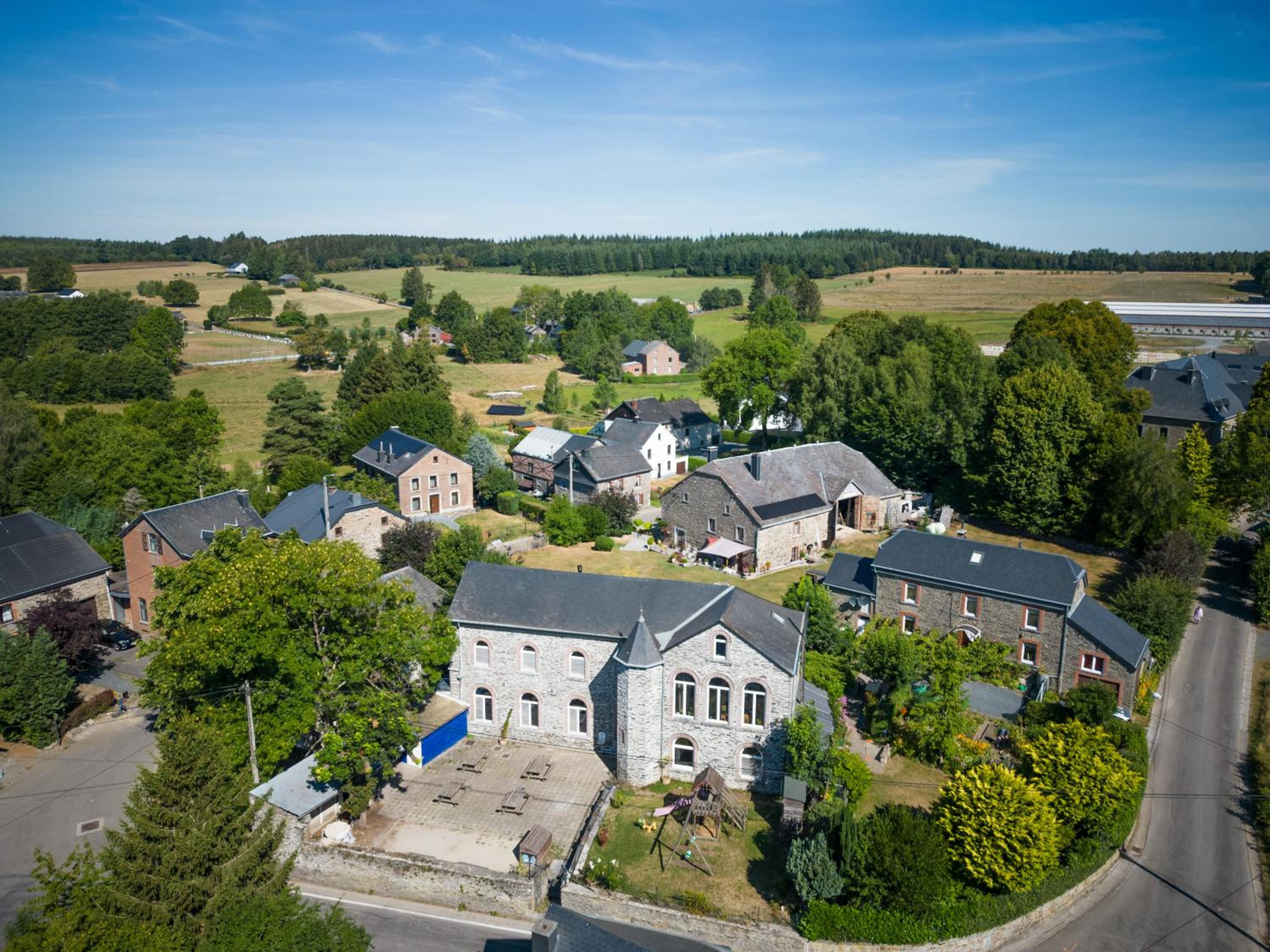 La Petite Ecole