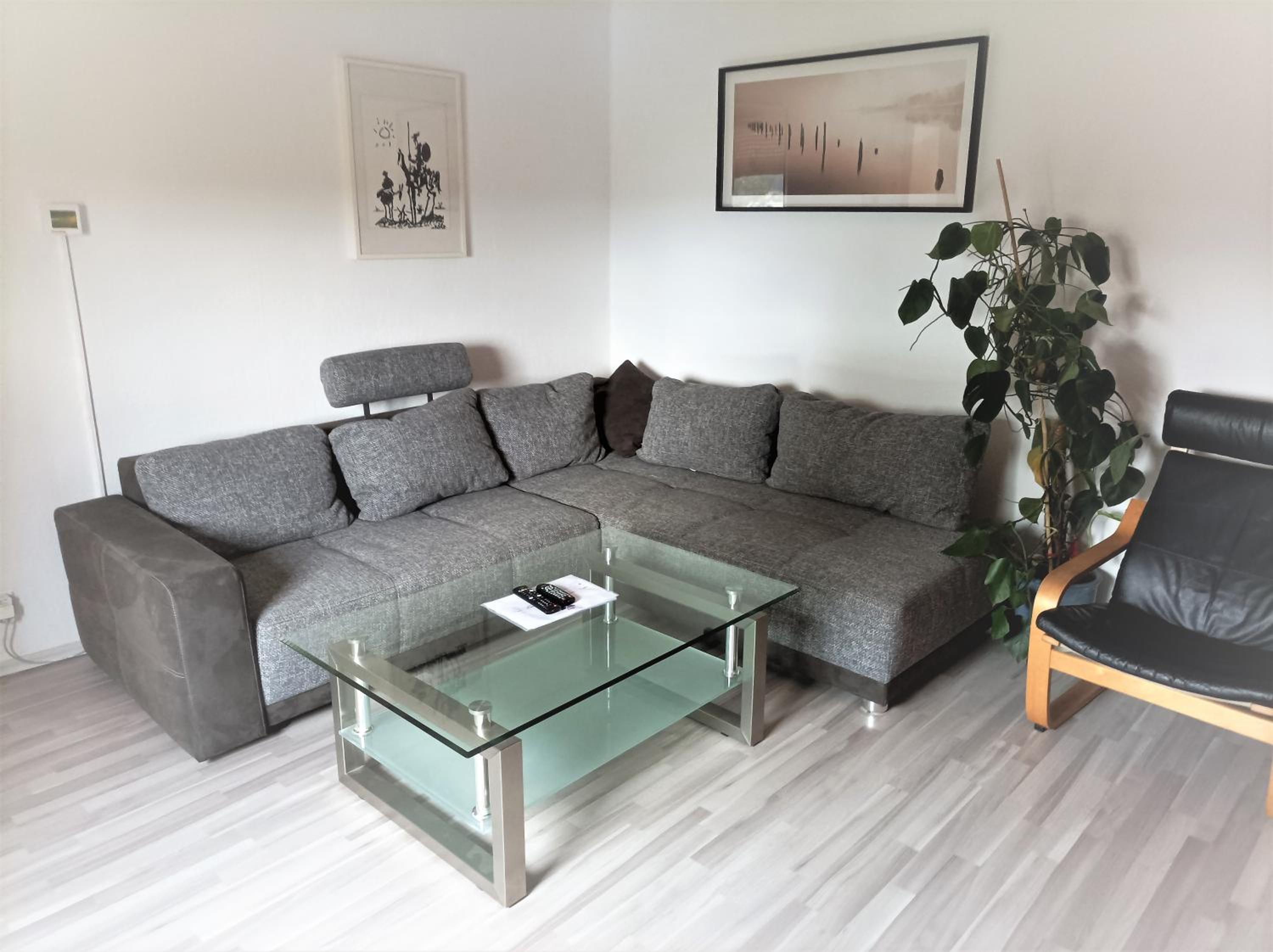 HAUS SONBERG mit Garten, Pool, Fasssauna, semi detached house with garden