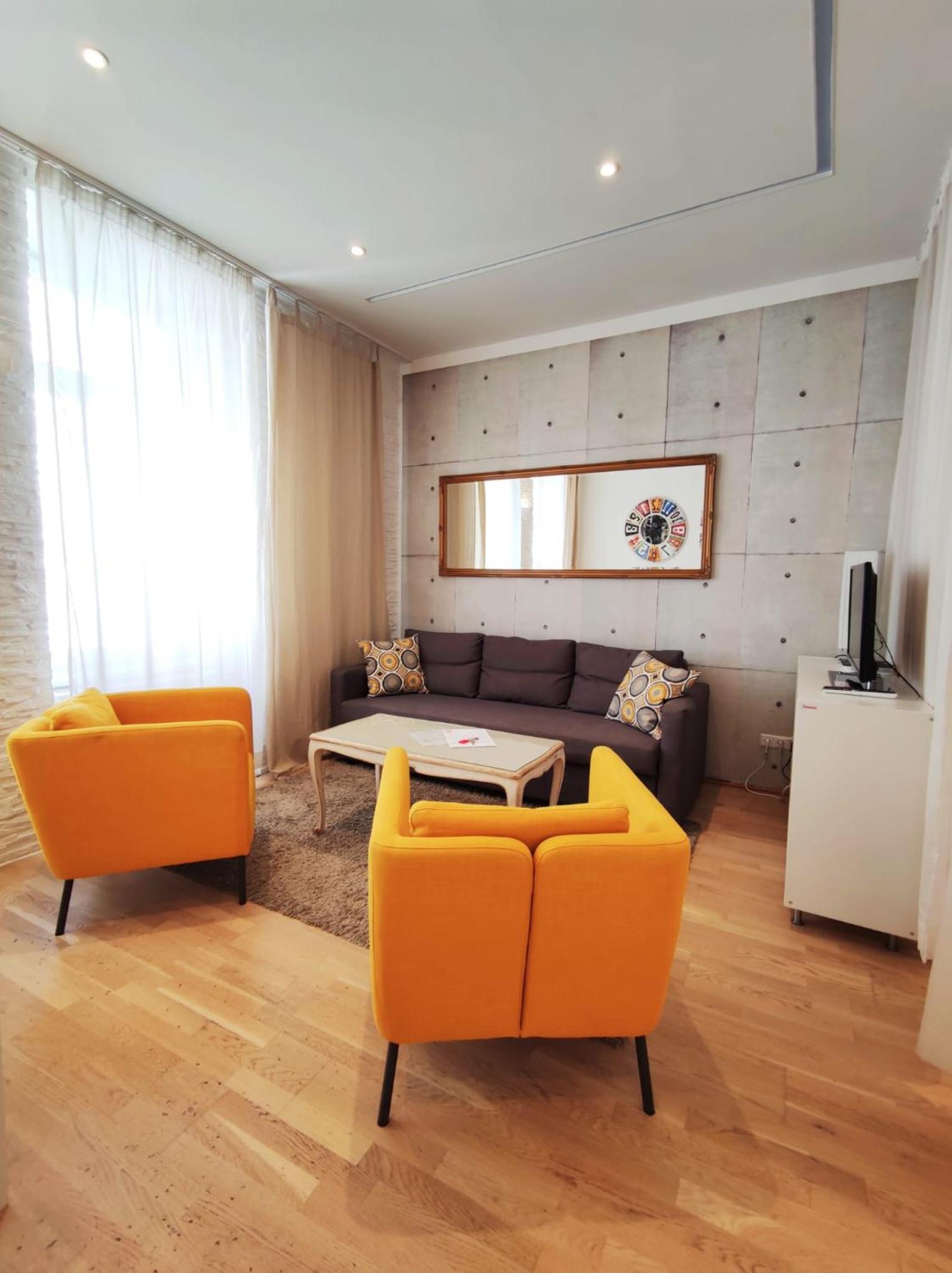 Premium Apartment for 4 near Westbahnhof & Mariahilfer Strasse