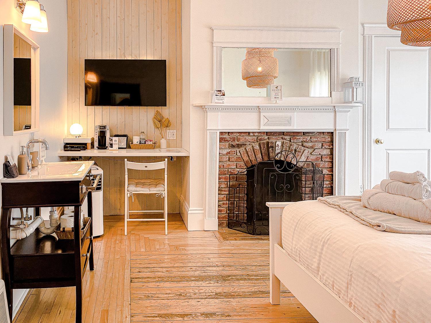 Hotel du Vieux Port by Bower Boutique Hotels