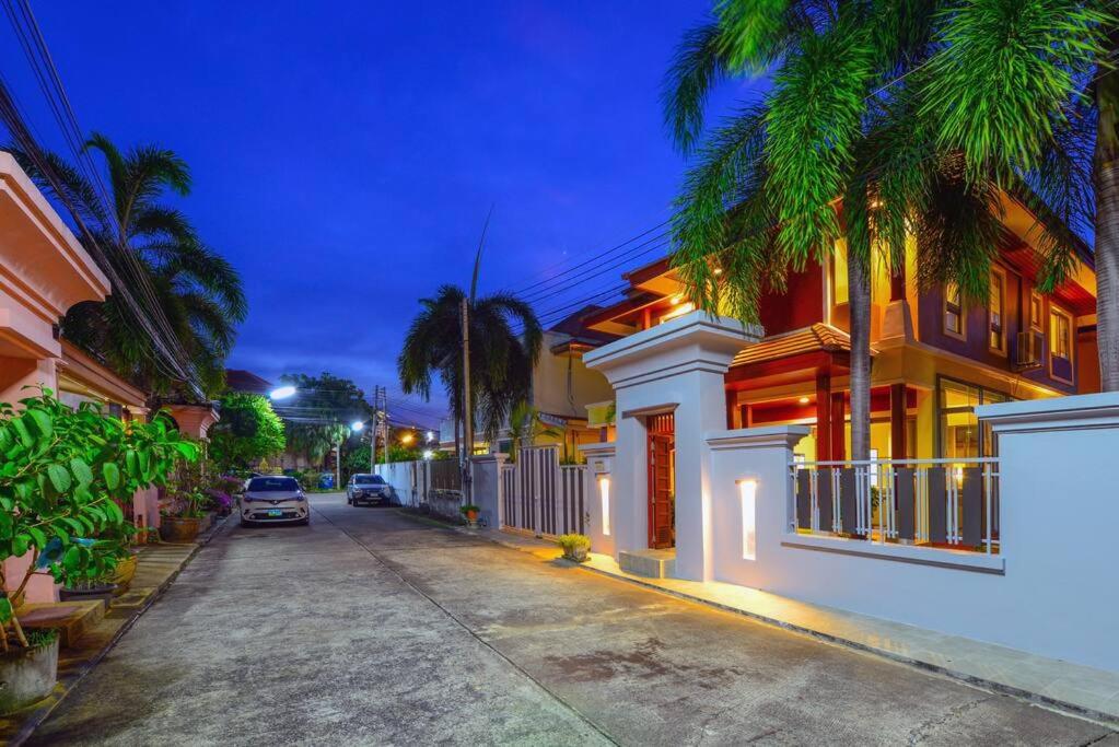 74 Patong villa walk to Bangla Rd in 10min 3 room cozy modern style view 5
