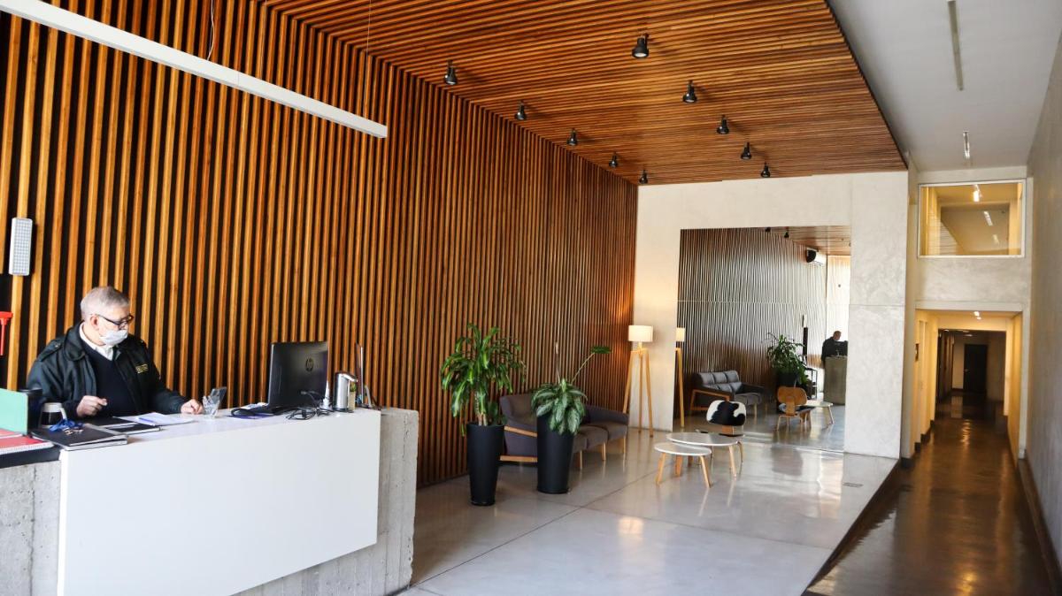 Lugar ideal con pileta , mucha vida alrededor