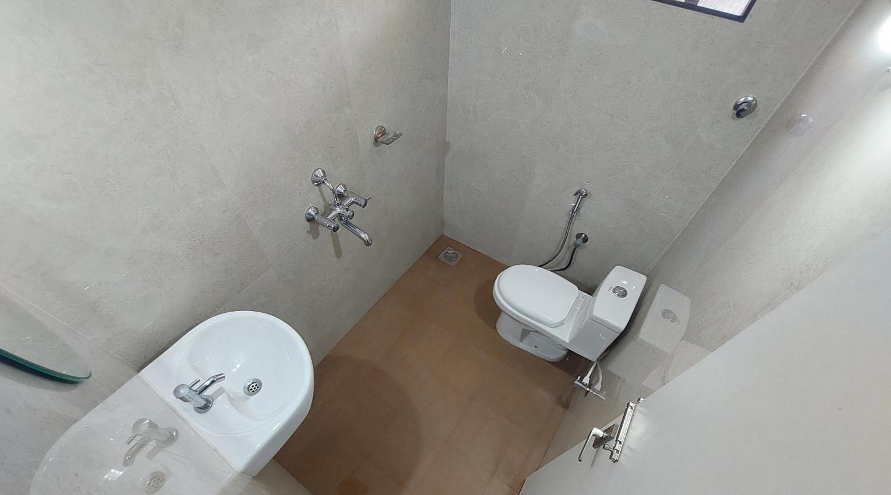 Photo 6