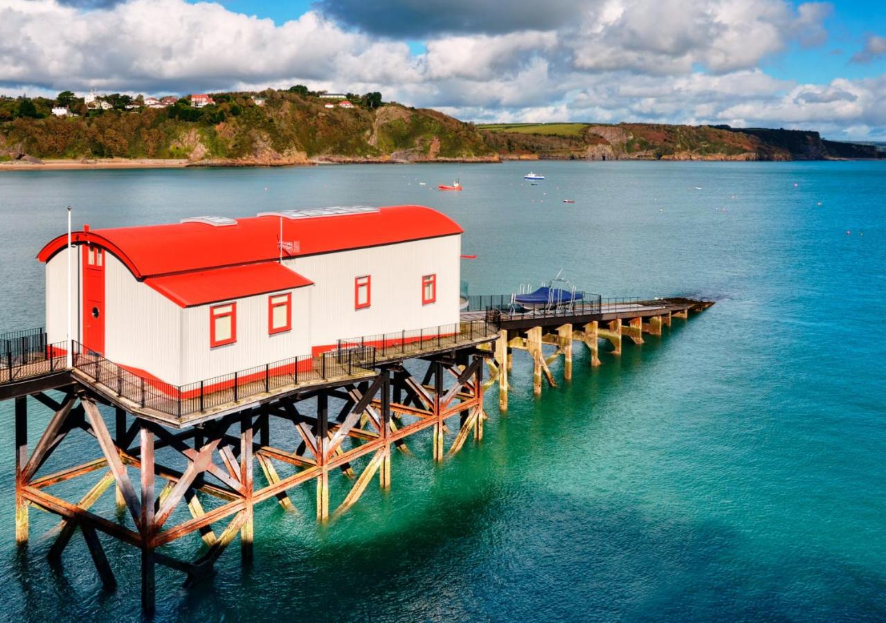 2 Bed in Tenby oc-pw1031