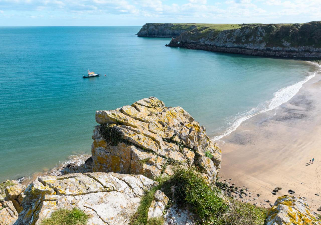 2 Bed in Tenby oc-pw1031