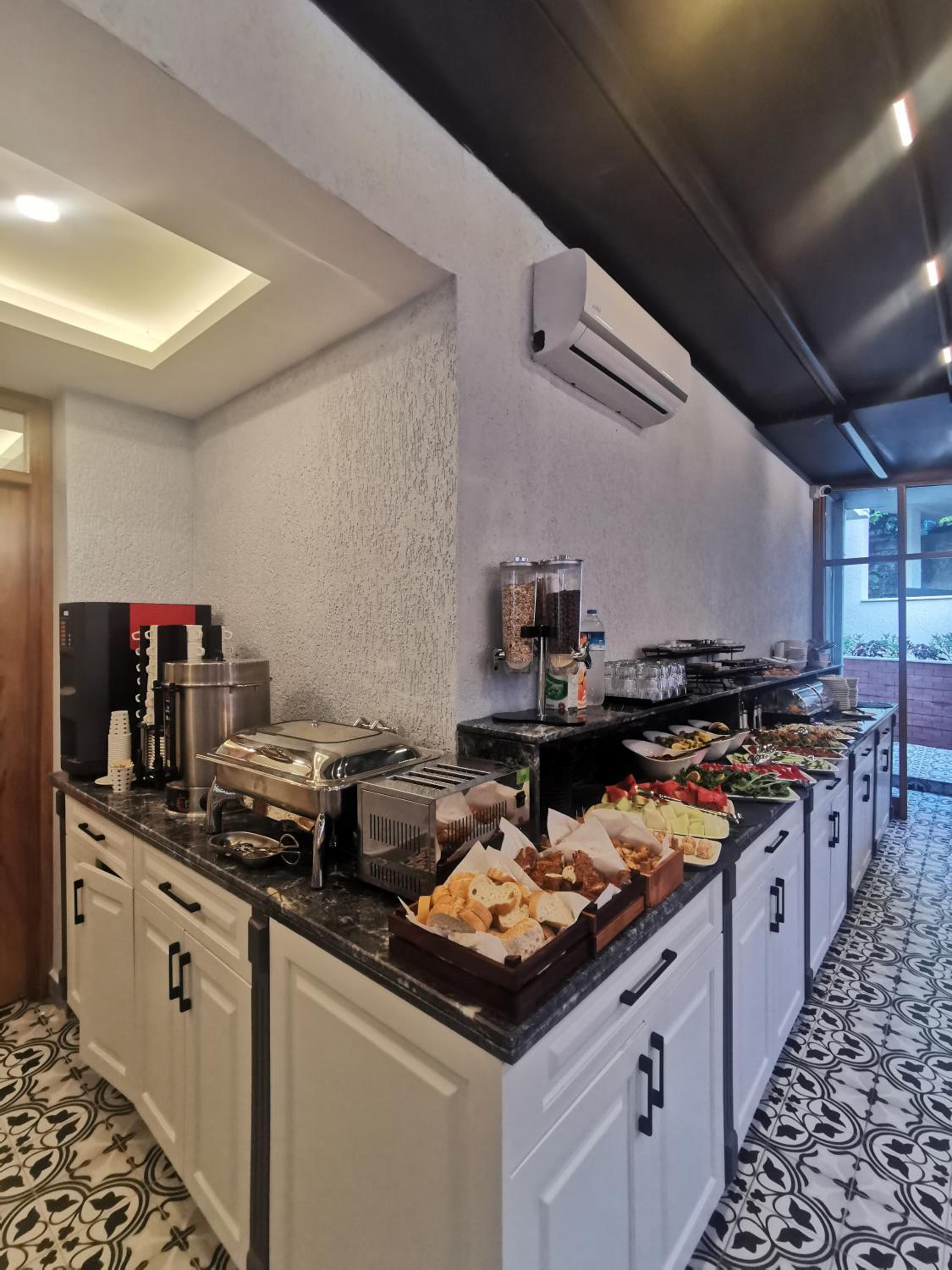 Luxx Garden Otel - Image 12