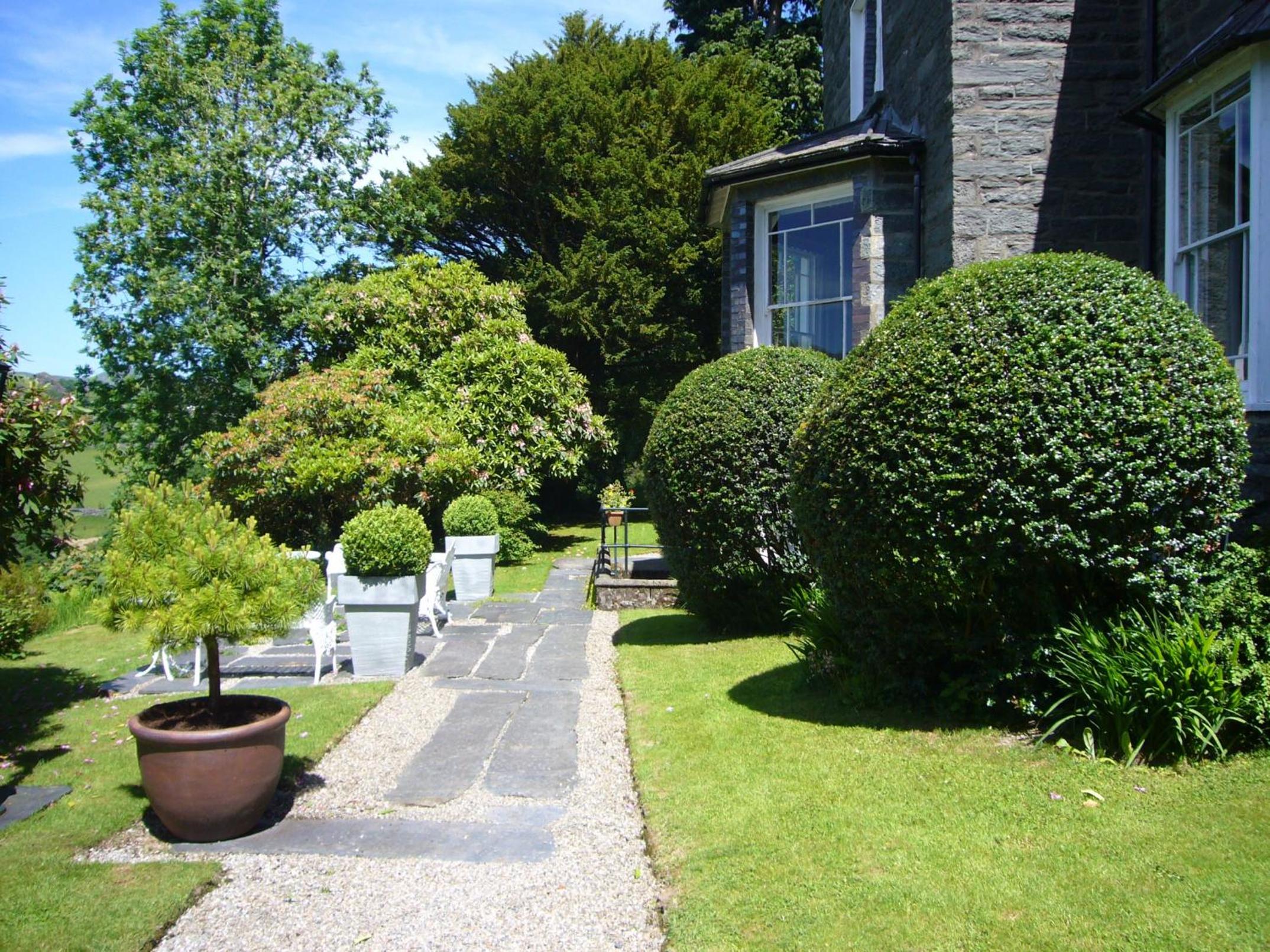 Cae'r Blaidd Country House view 5