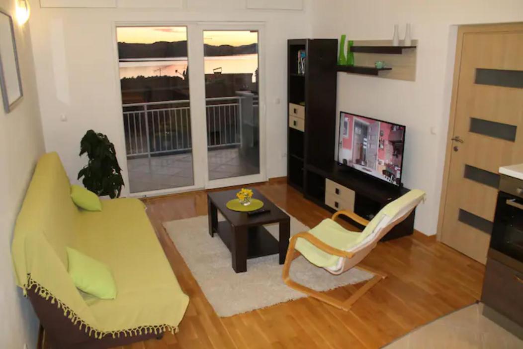 Photo 67