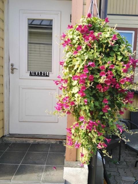 Aikarali Home Accommodation