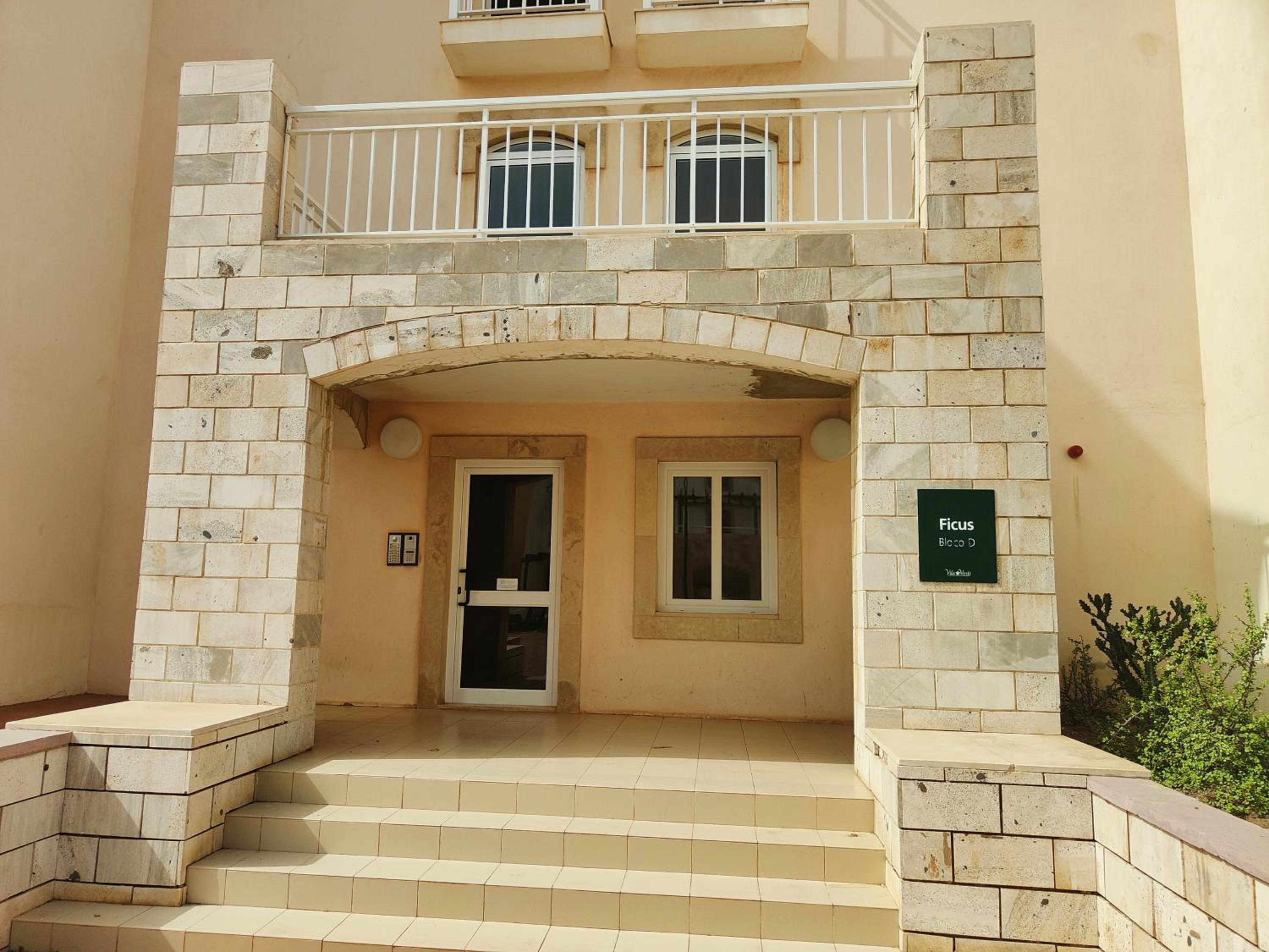 AH - Vila Verde Private Apartment