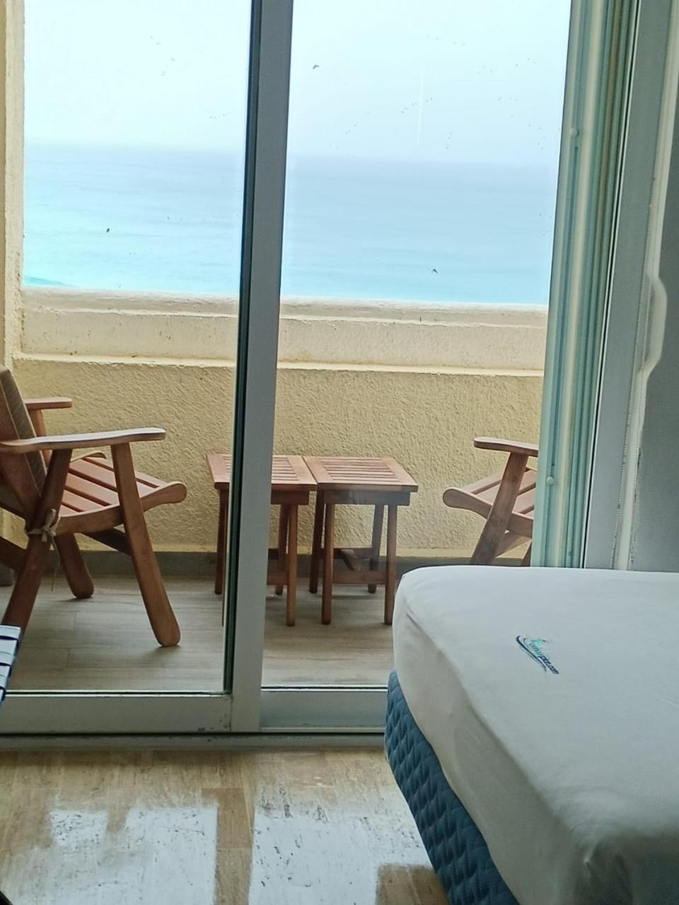capitan suites sea view