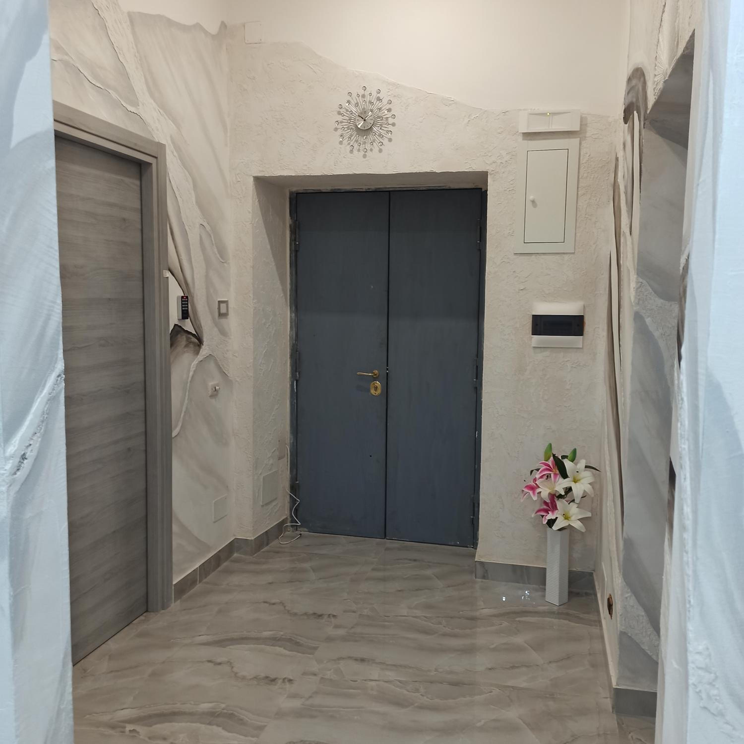 In The Center Rooms
