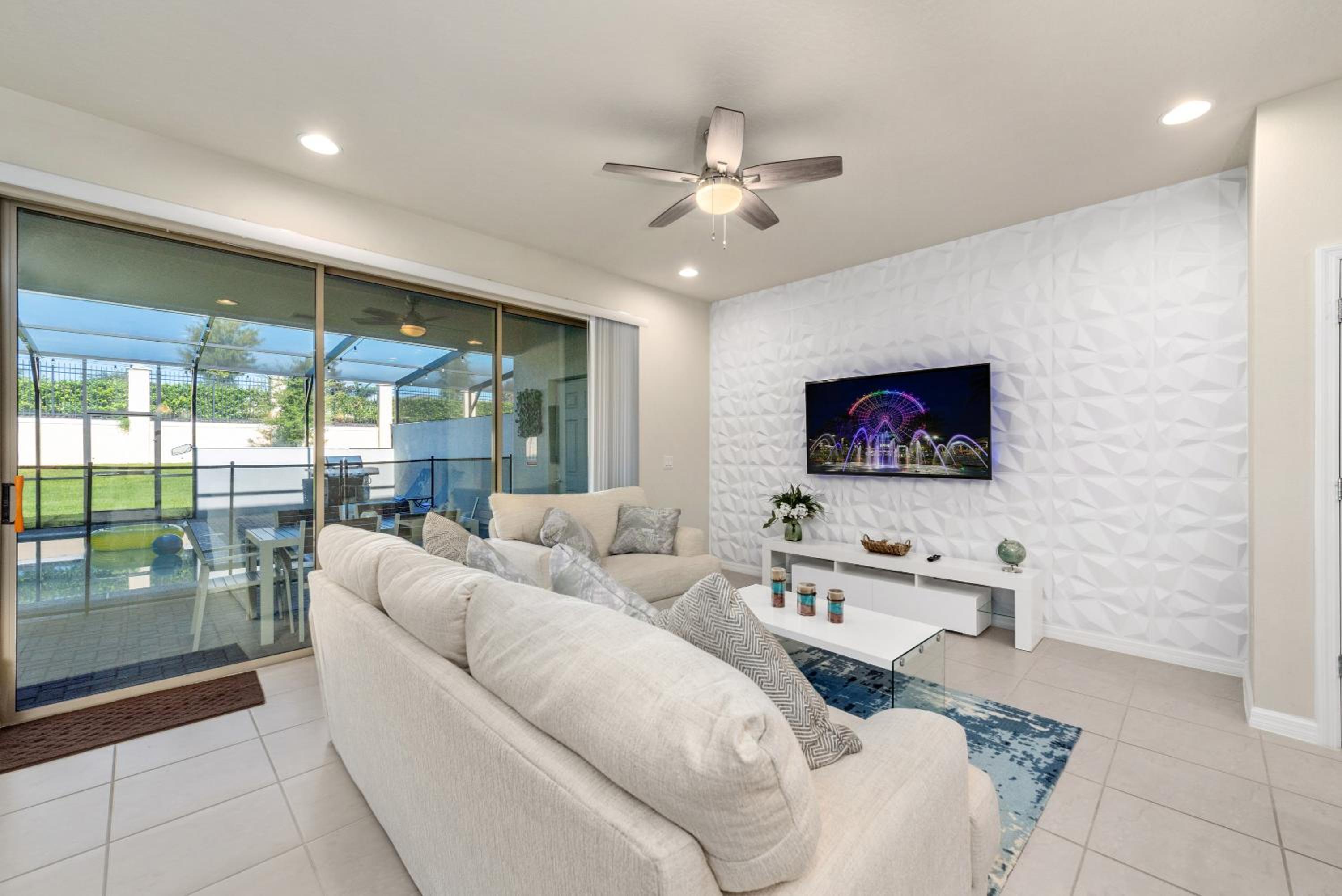 Amazing 5 Bedrooms Home With Pool/BBQ Near Disney view 5