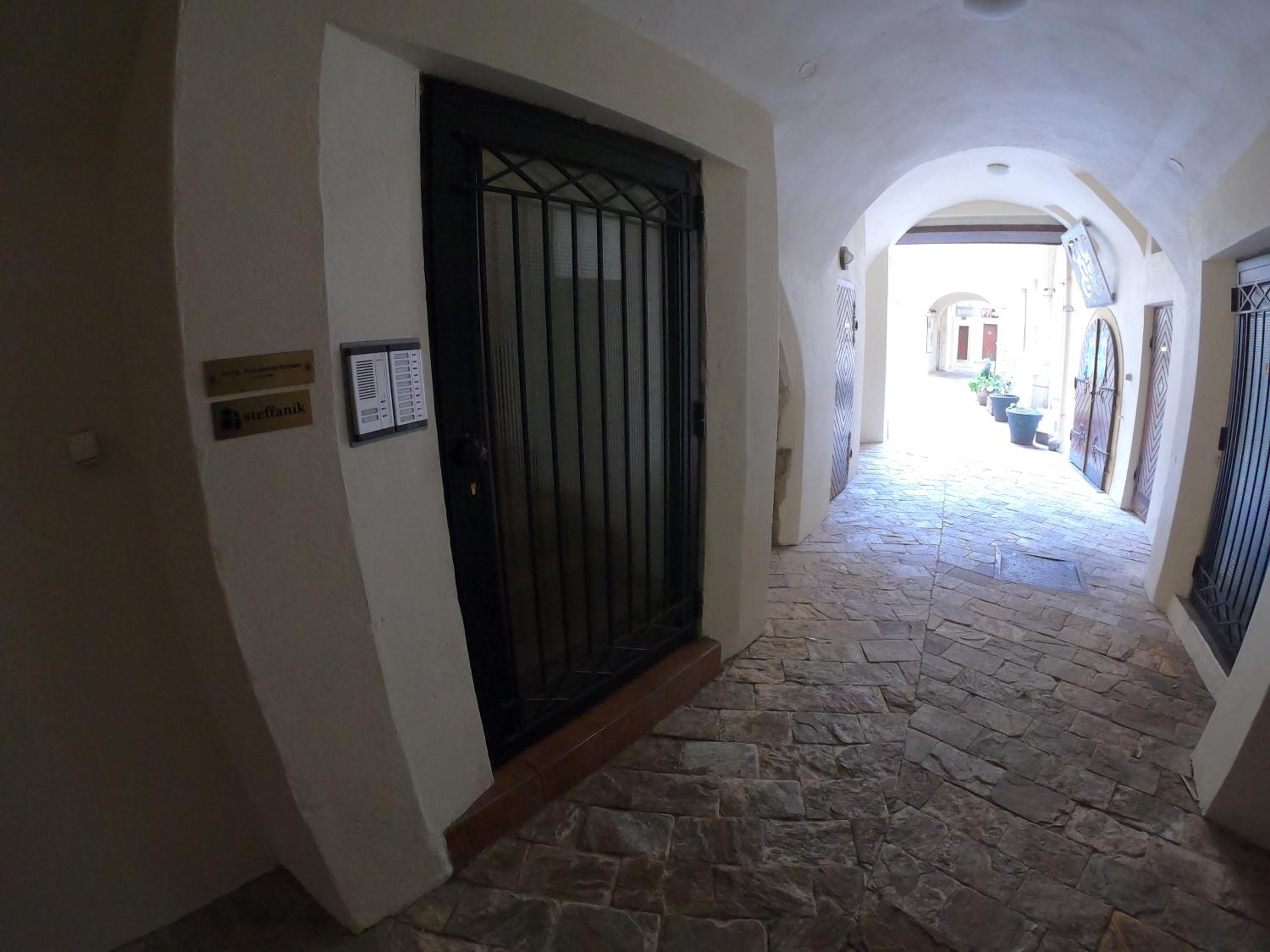 Photo 43
