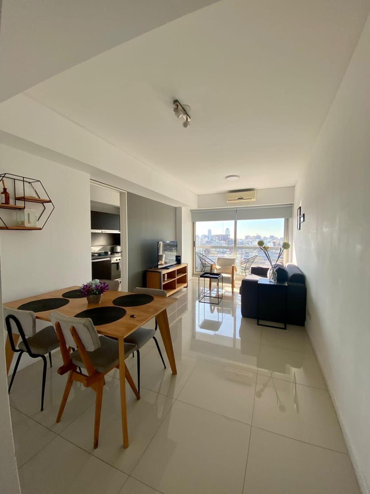 Apartamento vista al rio- TOPACIO TOWER