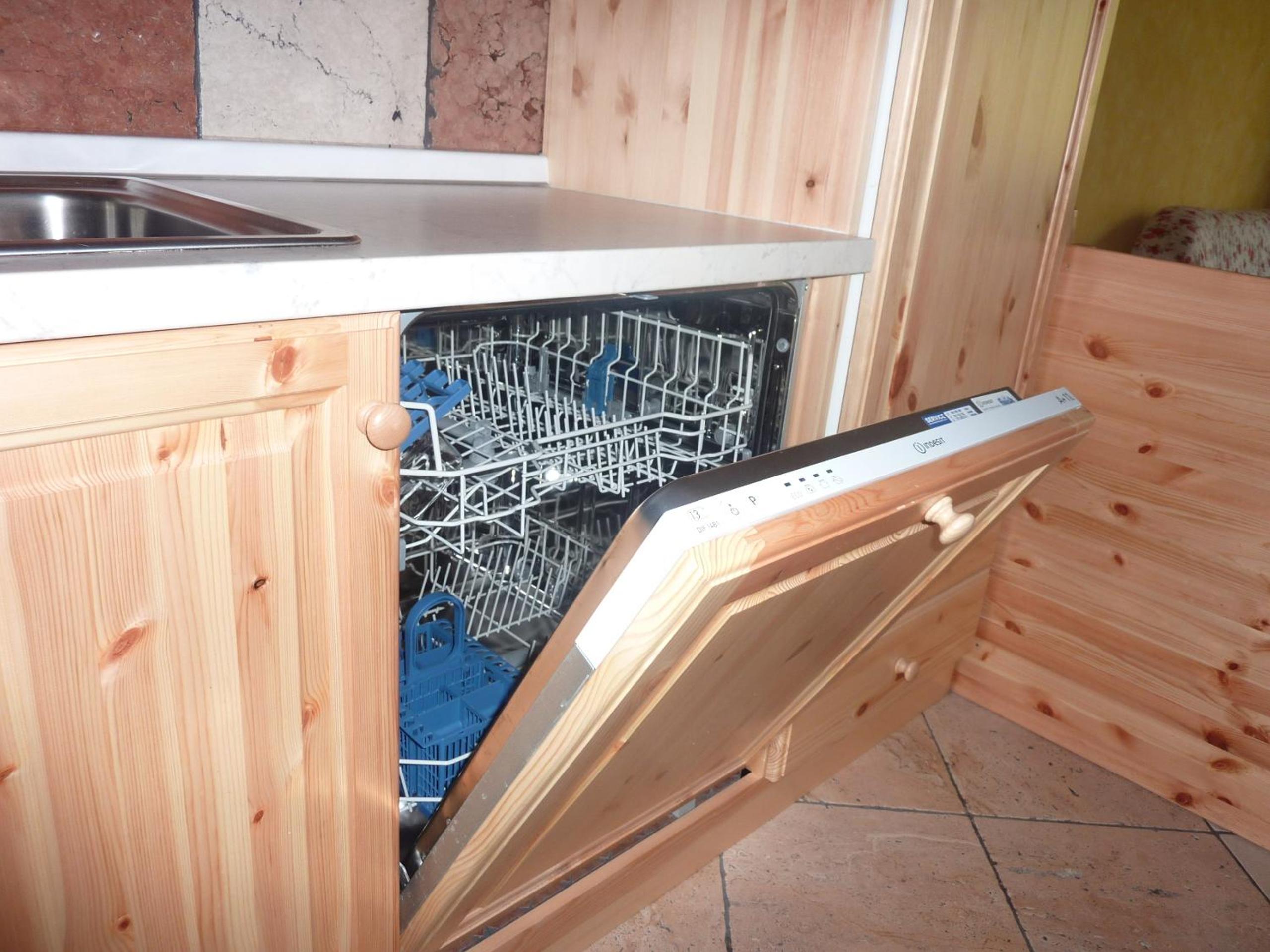 Appartamento Giordani Comano Terme view 5