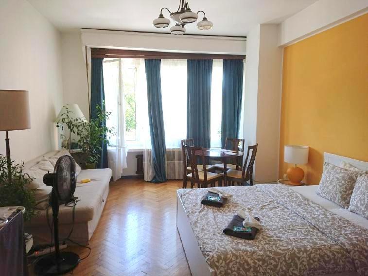 Cozy studio in the heart of old Prague near the Charles Bridge