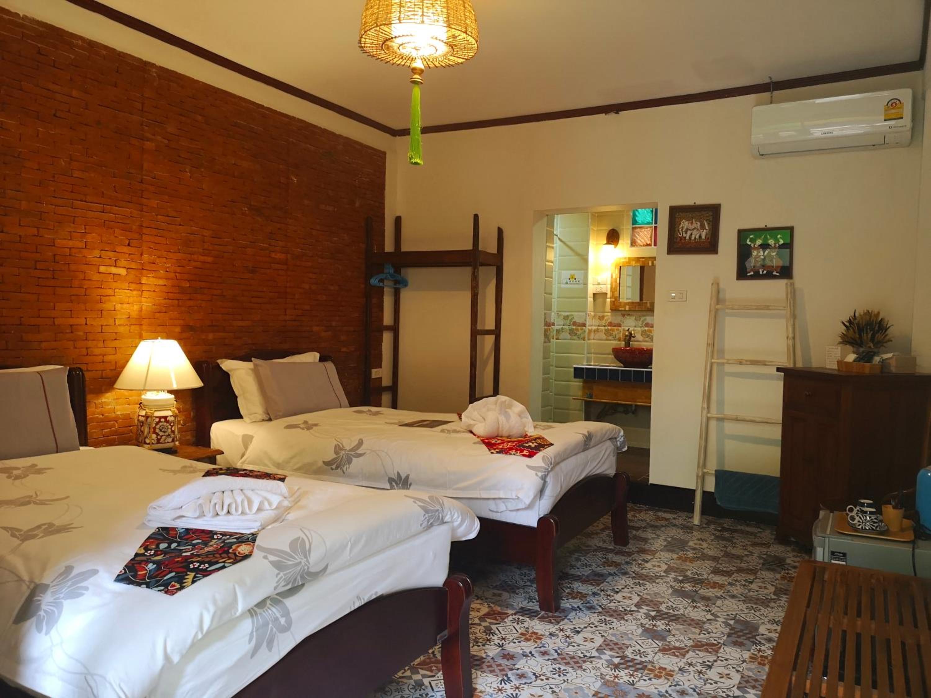 Pao Come Boutique House