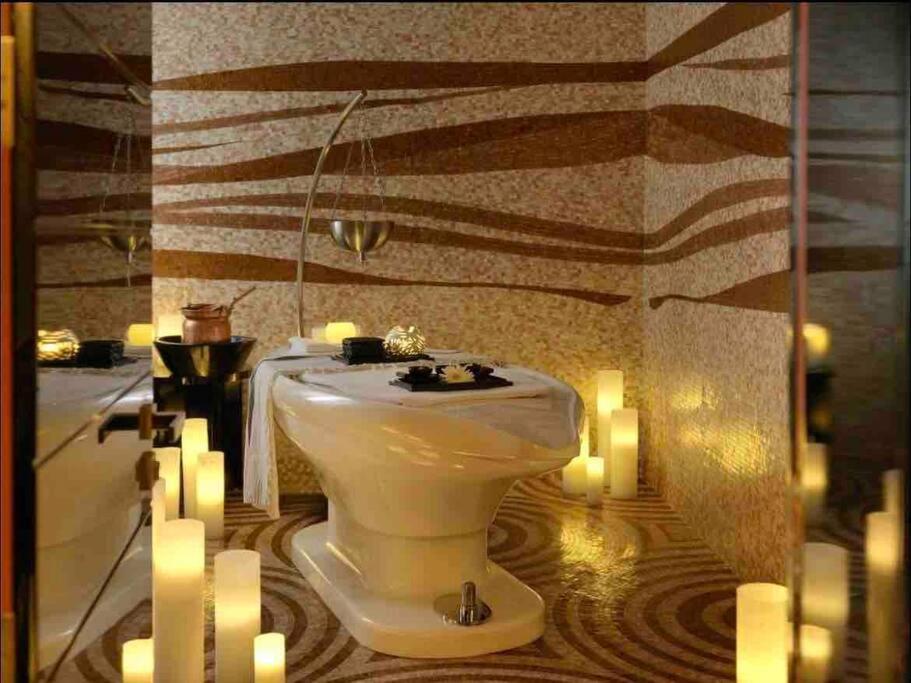 Luxury living & Fully-furnished 3 Bedroom Apartment next to Dubai Mall