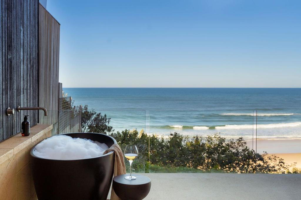 Elegant Beach House & Whale Watching Gem