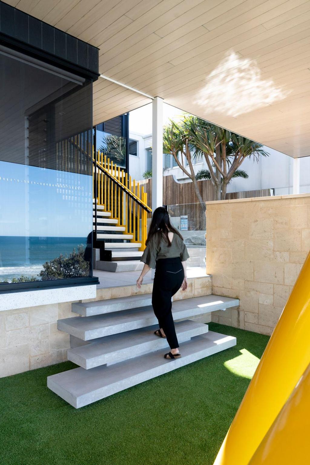 Elegant Beach House & Whale Watching Gem