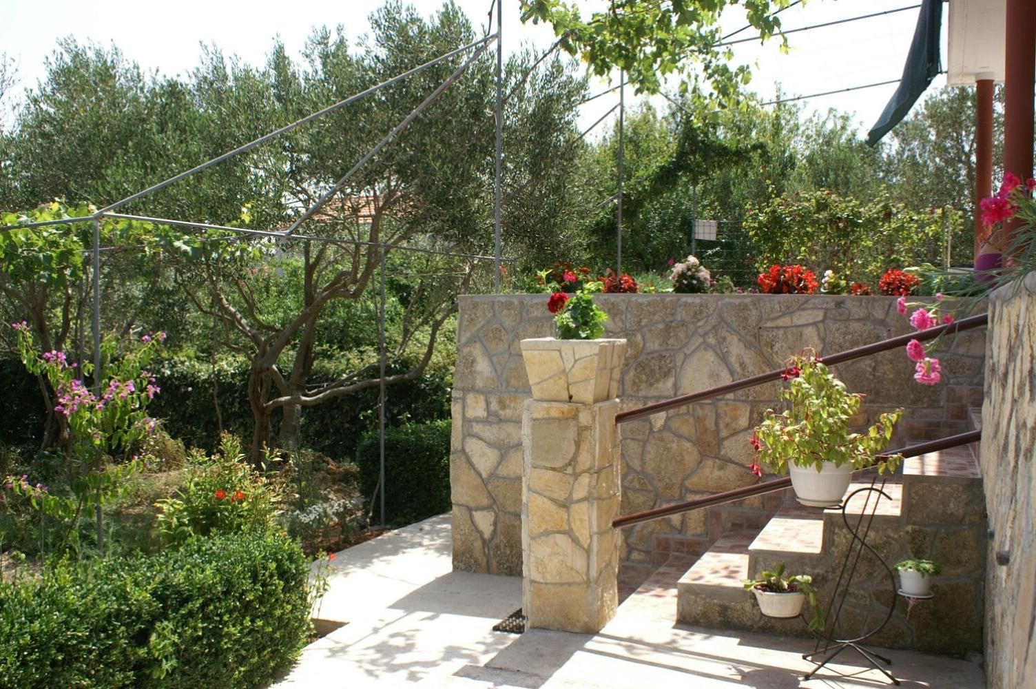 Apartments by the sea Vrgada, Biograd - 4206 view 4